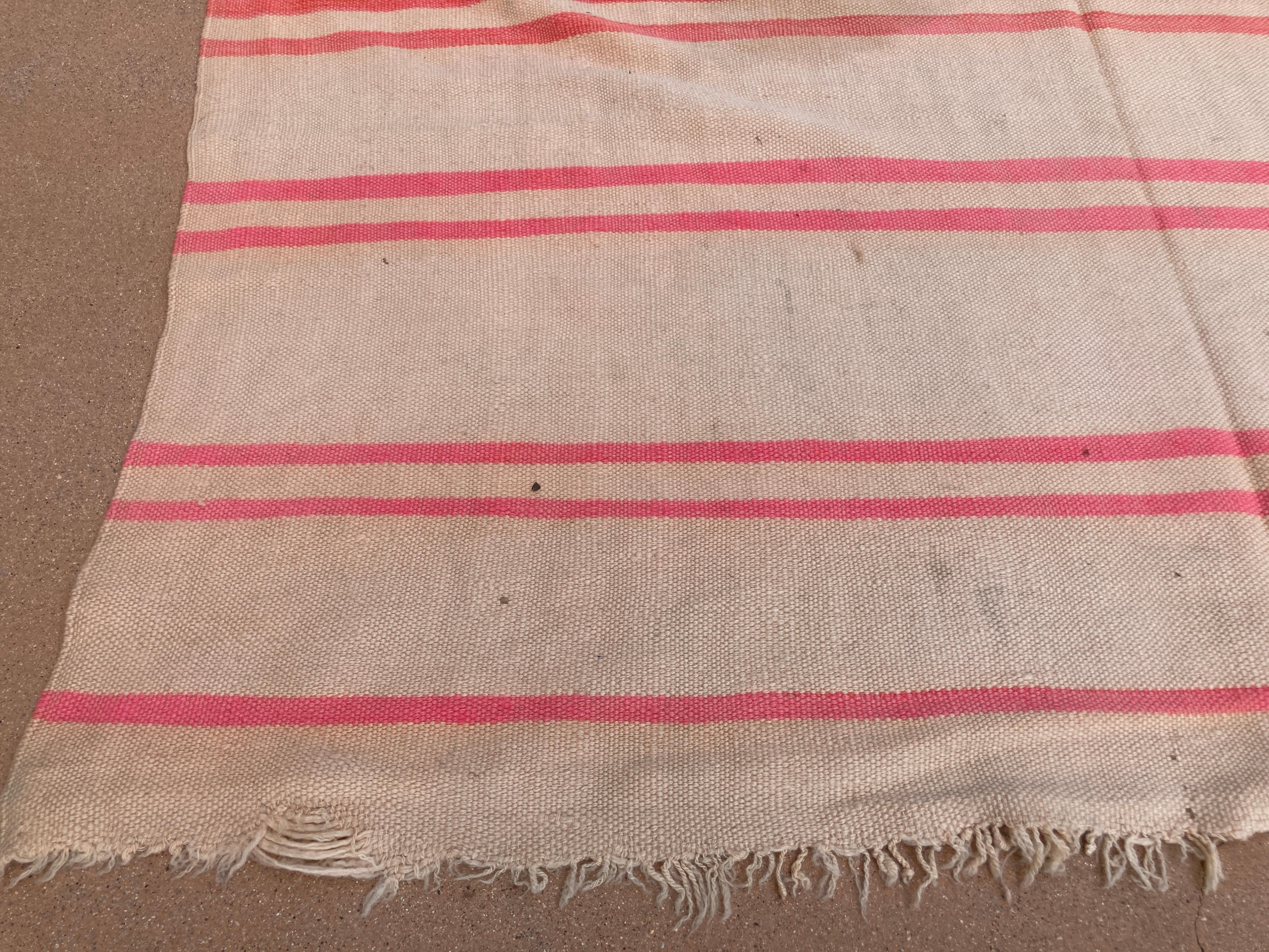 Moroccan Vintage Organic Hand-Woven Textile, circa 1960 In Fair Condition For Sale In North Hollywood, CA