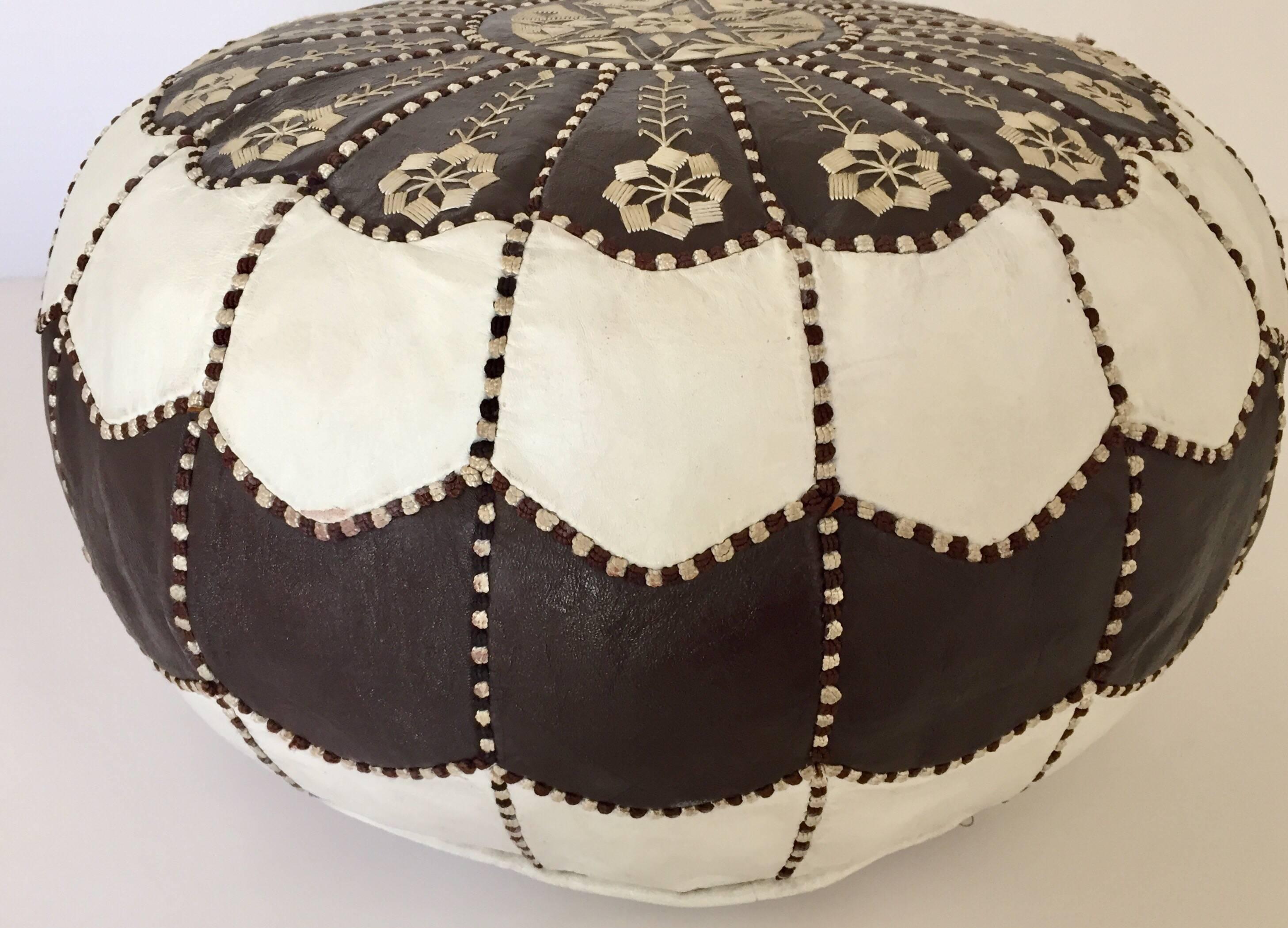 20th Century Moroccan Vintage Round Leather Pouf Brown and White Embroidered