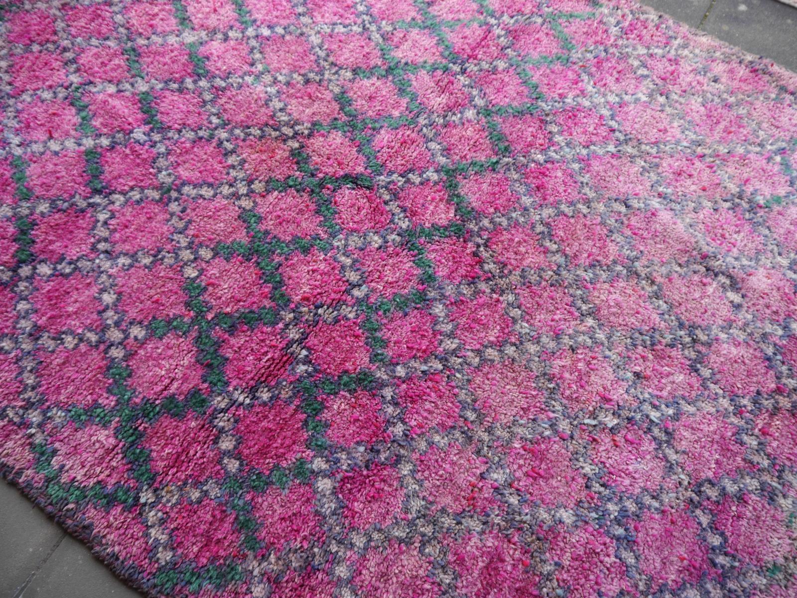 20th Century Moroccan Vintage Rug Abstract Design Berber Lilac Green For Sale