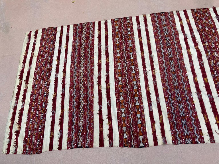 Moroccan Vintage Tribal Kilim Handira Rug, circa 1960 For Sale 10