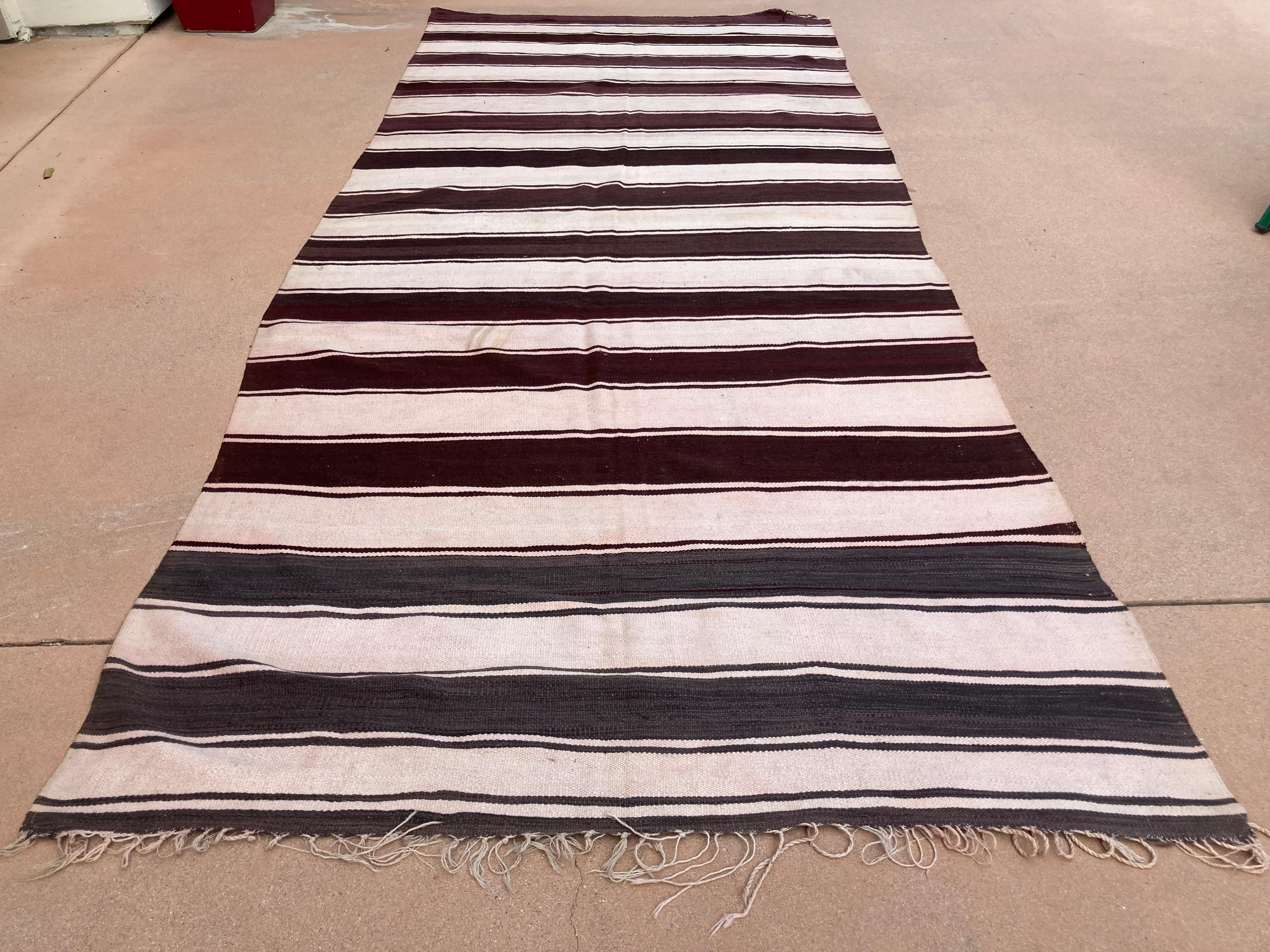 Moroccan Vintage Tribal Kilim Textile, circa 1960 For Sale 4