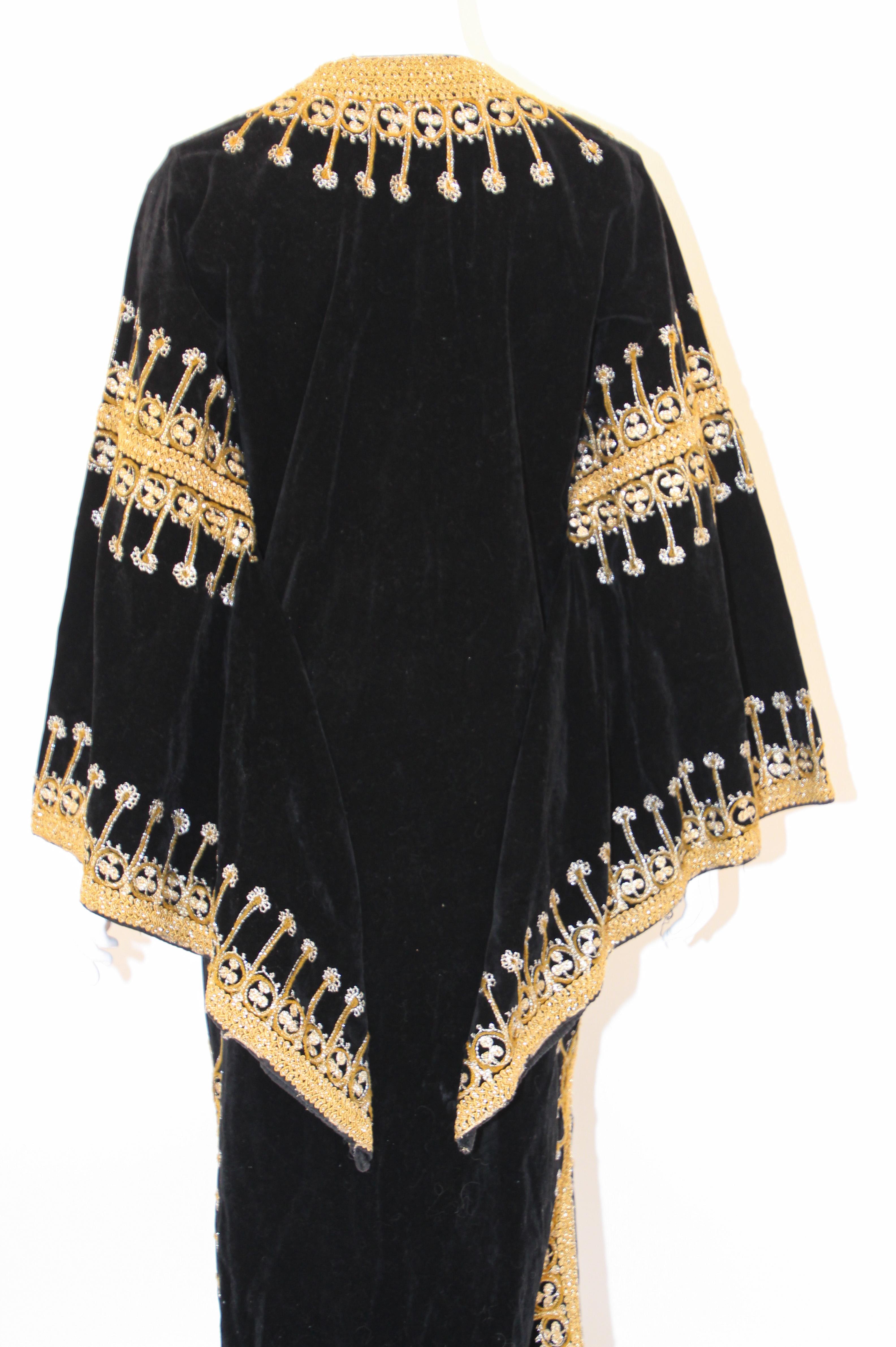Moroccan Vintage Velvet Kaftan Black and Gold Caftan 1960's 9
