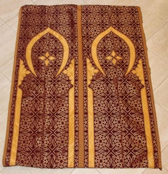 Moroccan Wall Hanging Hiti with Moorish Arches Red and Gold