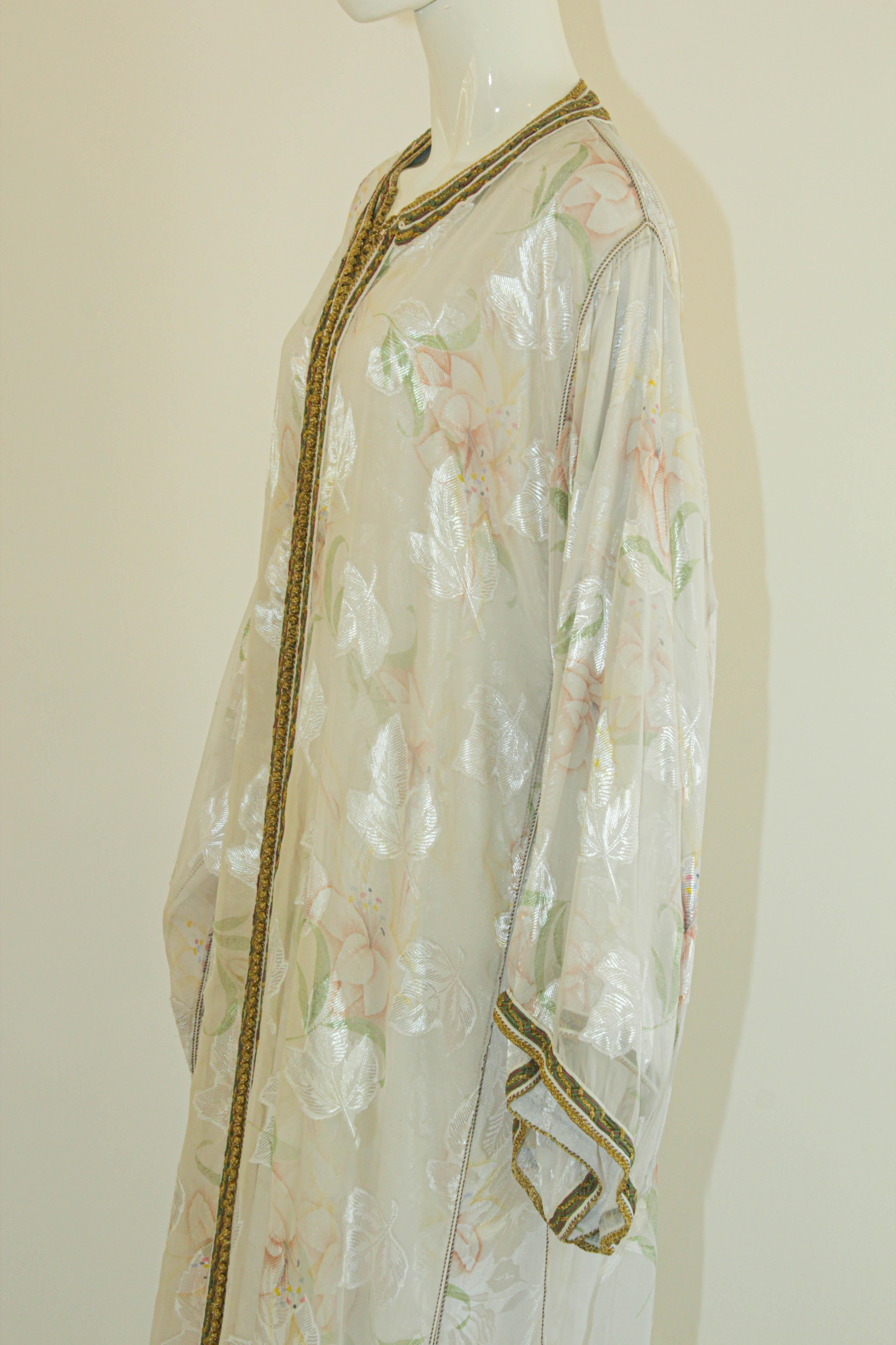Conjunto Caftán Floral Blanco Marroquí 11