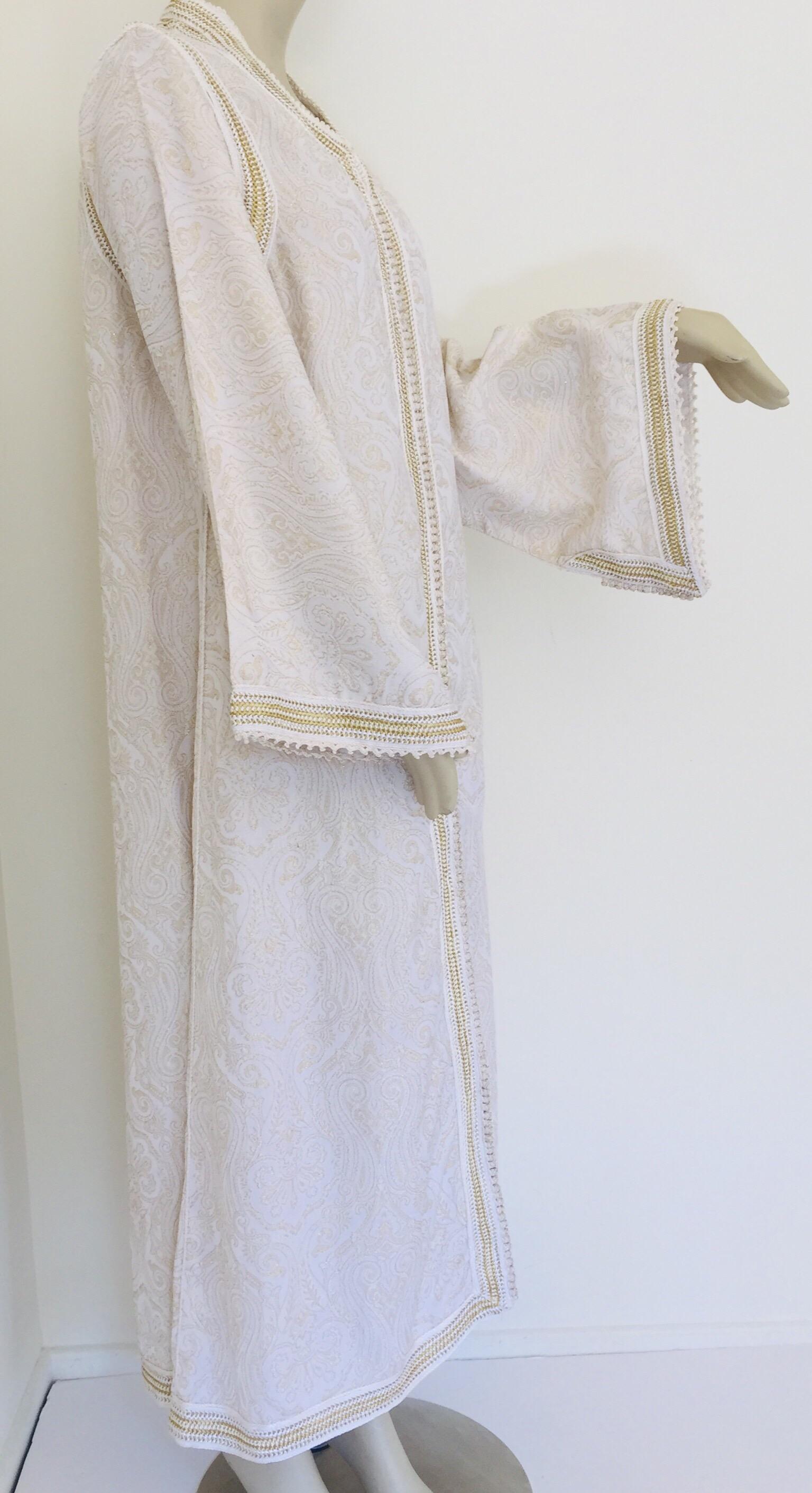 Fabric Moroccan White Kaftan Maxi Dress Caftan Size Large For Sale