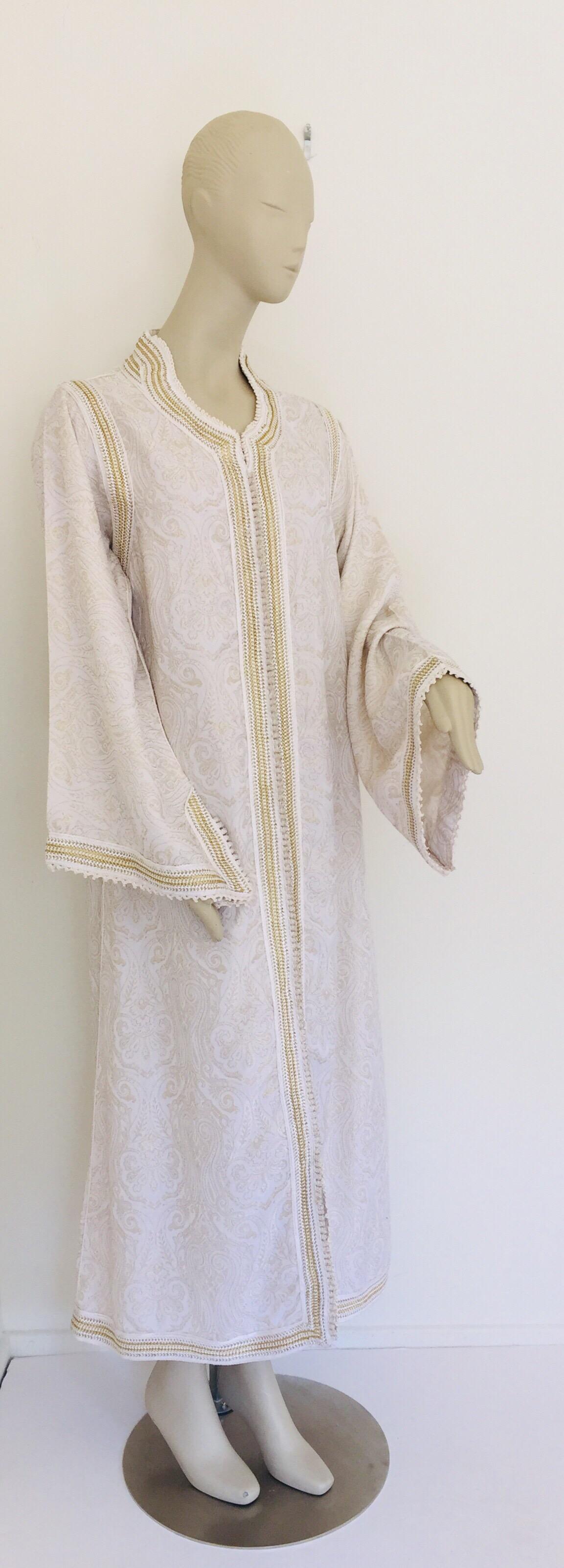 Gray Moroccan White Kaftan Maxi Dress Caftan Size Large For Sale