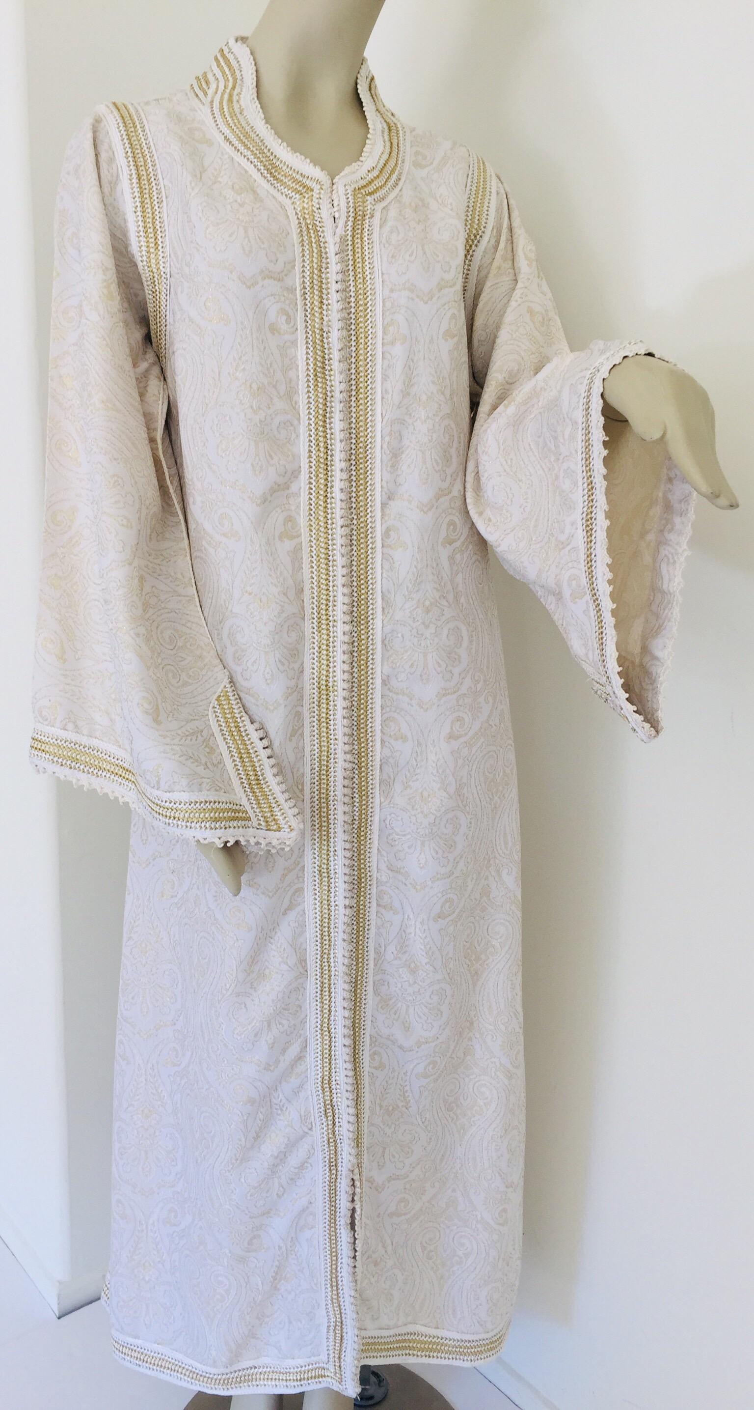 20th Century Moroccan White Kaftan Maxi Dress Caftan Size Large For Sale