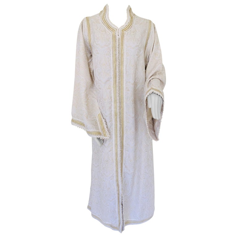 white and gold moroccan dress Moroccan Chic 3-Piece White & Gold Kaftan with Hoodie and Exquisite Stone  Work