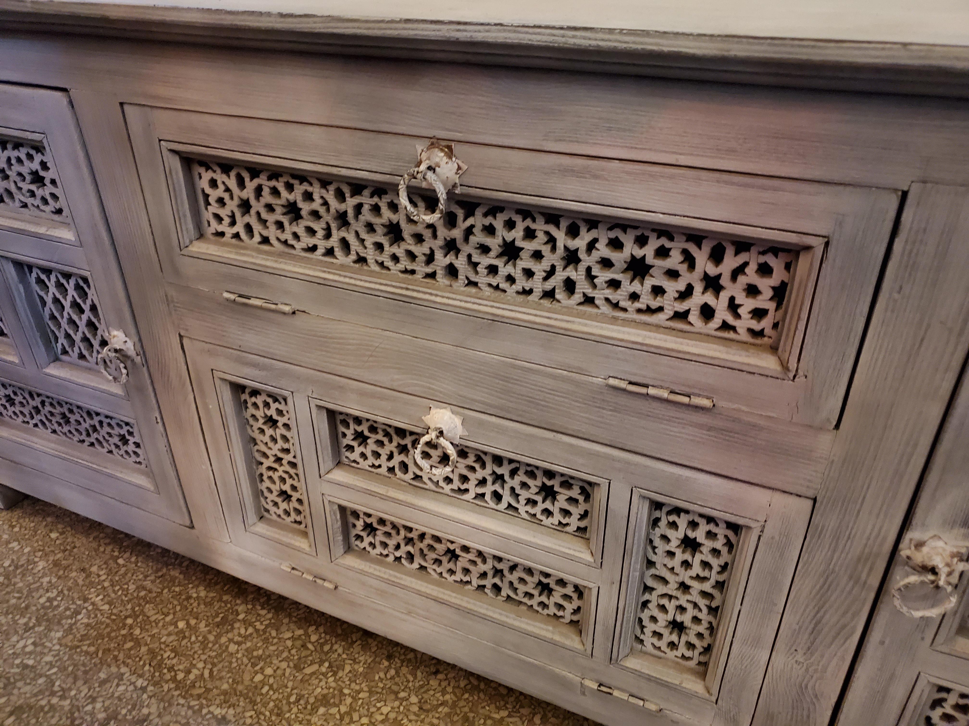 Carved Moroccan Wooden Media Stand, Silver Wash For Sale