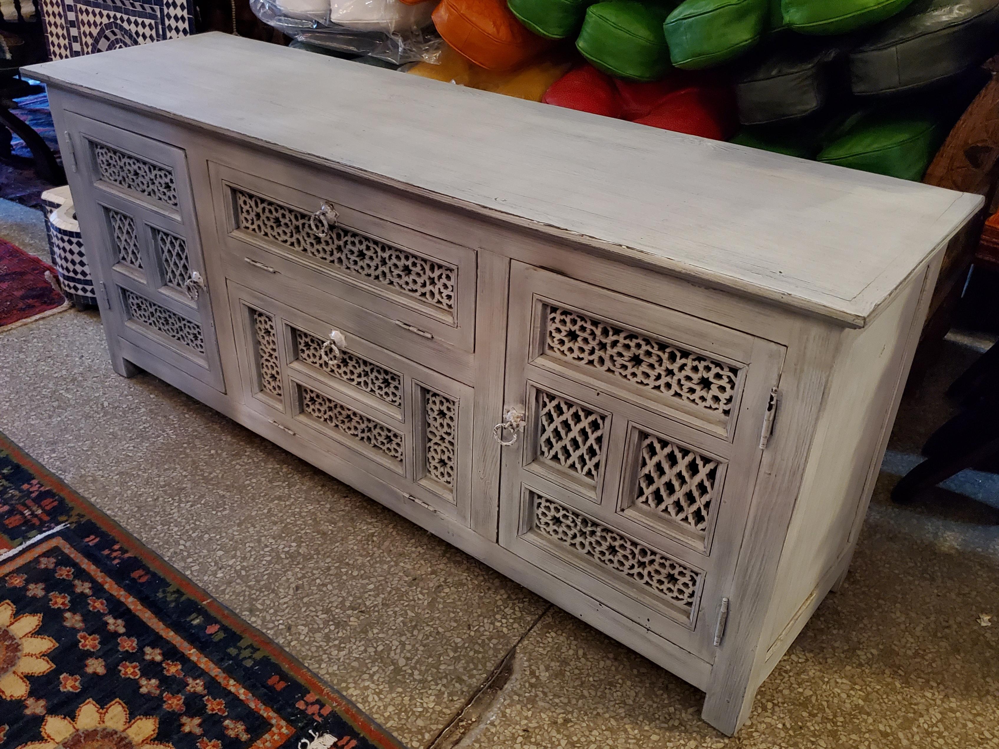 Moroccan Wooden Media Stand, Silver Wash For Sale 2
