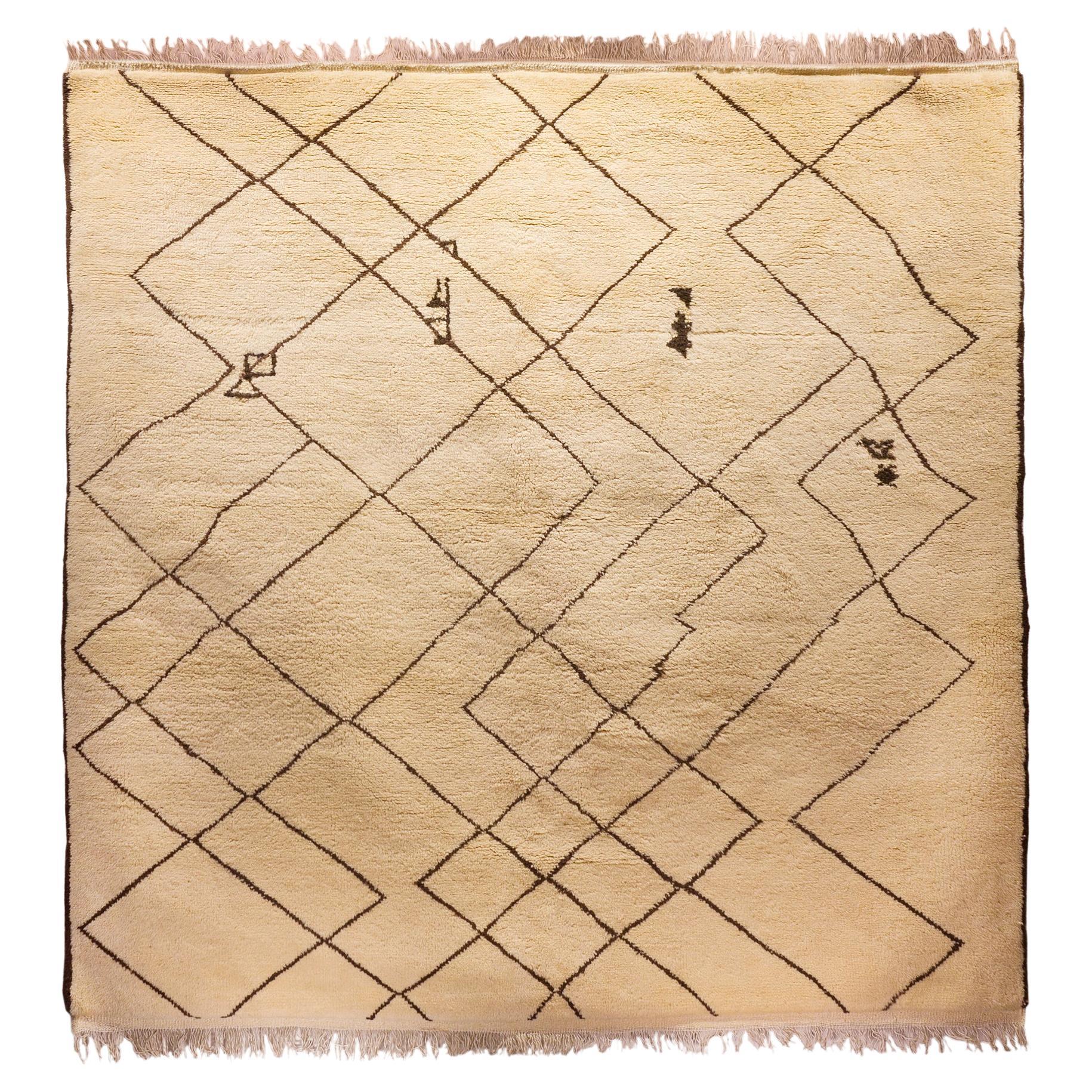 Moroccan Wool Rug – 1980s, Geometric Traditional Design in Beige and Brown Tones