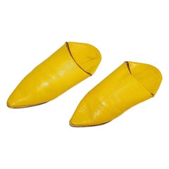 Vintage Moroccan Yellow Leather Slippers Pointed Shoes