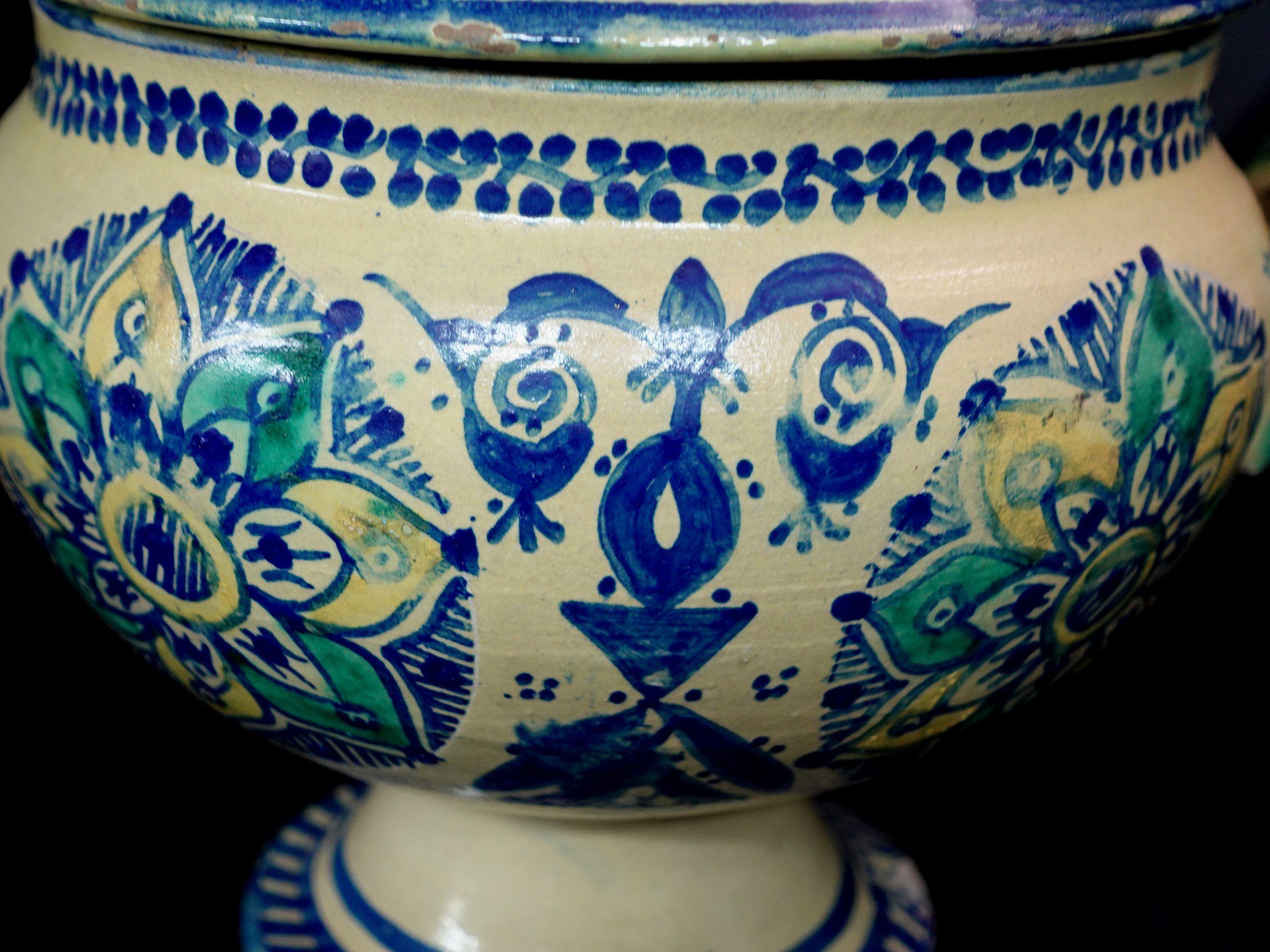 Marokkanische Schale mit Deckel, Glas, frühes 20. Jahrhundert im Zustand „Gut“ im Angebot in Norton, MA