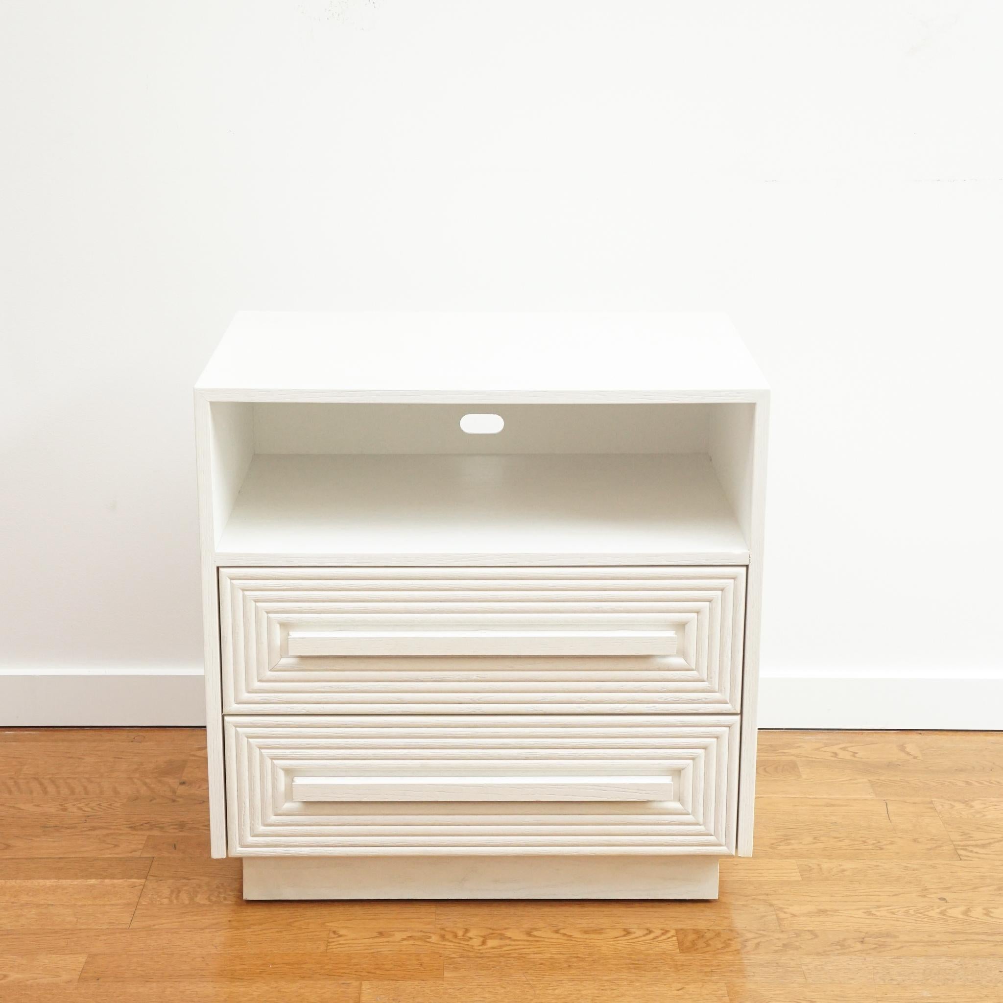 Morombe White Cerused Nightstand In Good Condition In Hudson, NY