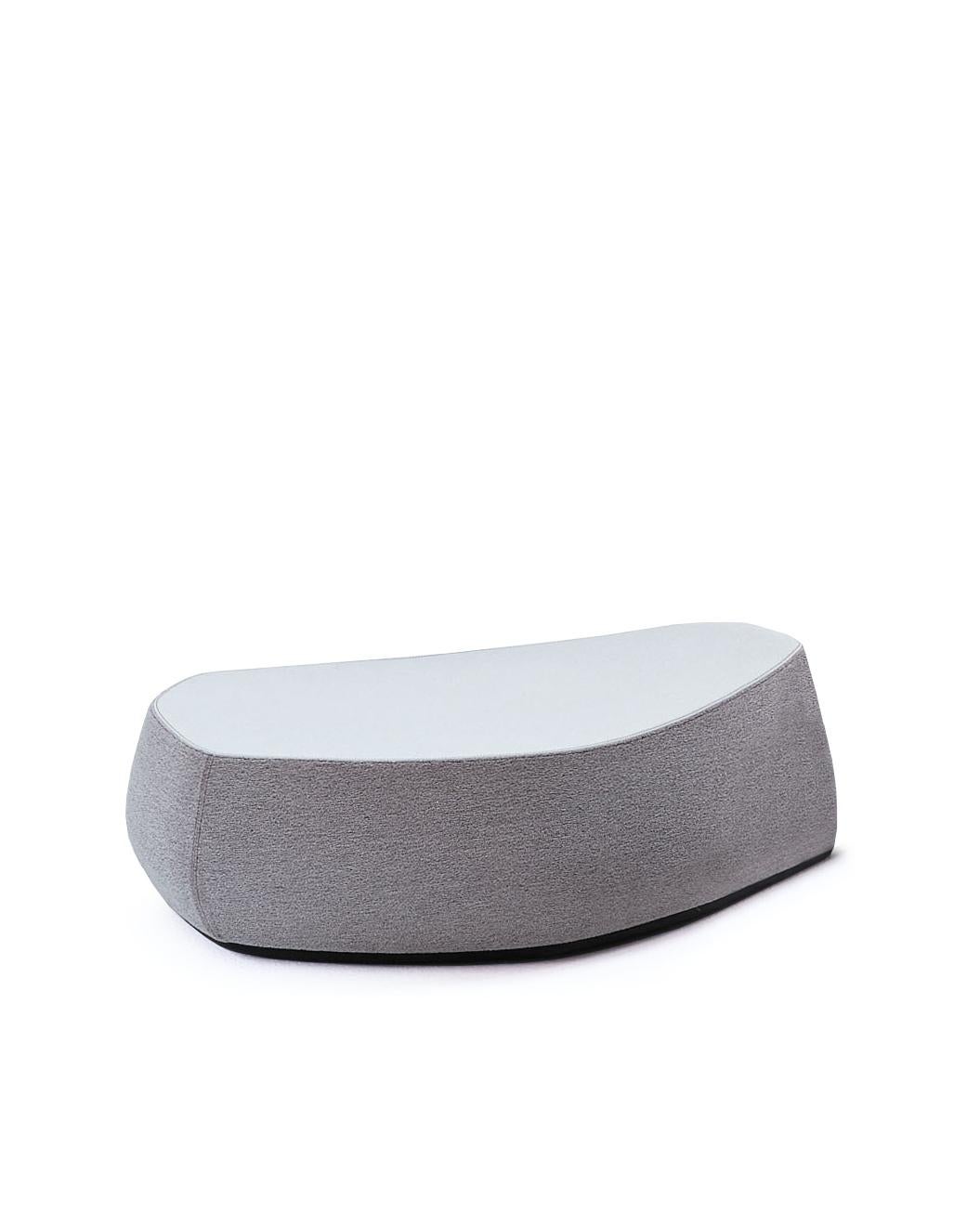 From a piece of seashell, which has been broken and smoothed by the waves, Patricia Urquiola has designed a collection of seats for both the home and public spaces. As the name suggests, there is a strong Scandinavian influence with references to