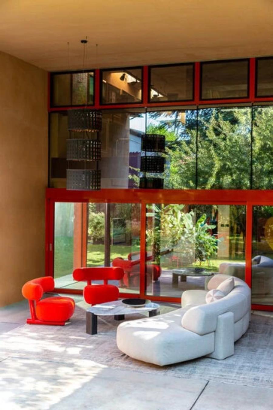 Sofá 2 plazas Moroso Gogan en Clunis, Nieve by Patricia Urquiola Acero en venta