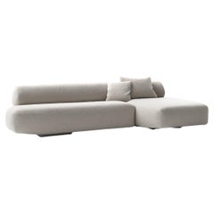 Divano Moroso Gogan Composition in Orsetto bianco latte di Patricia Urquiola