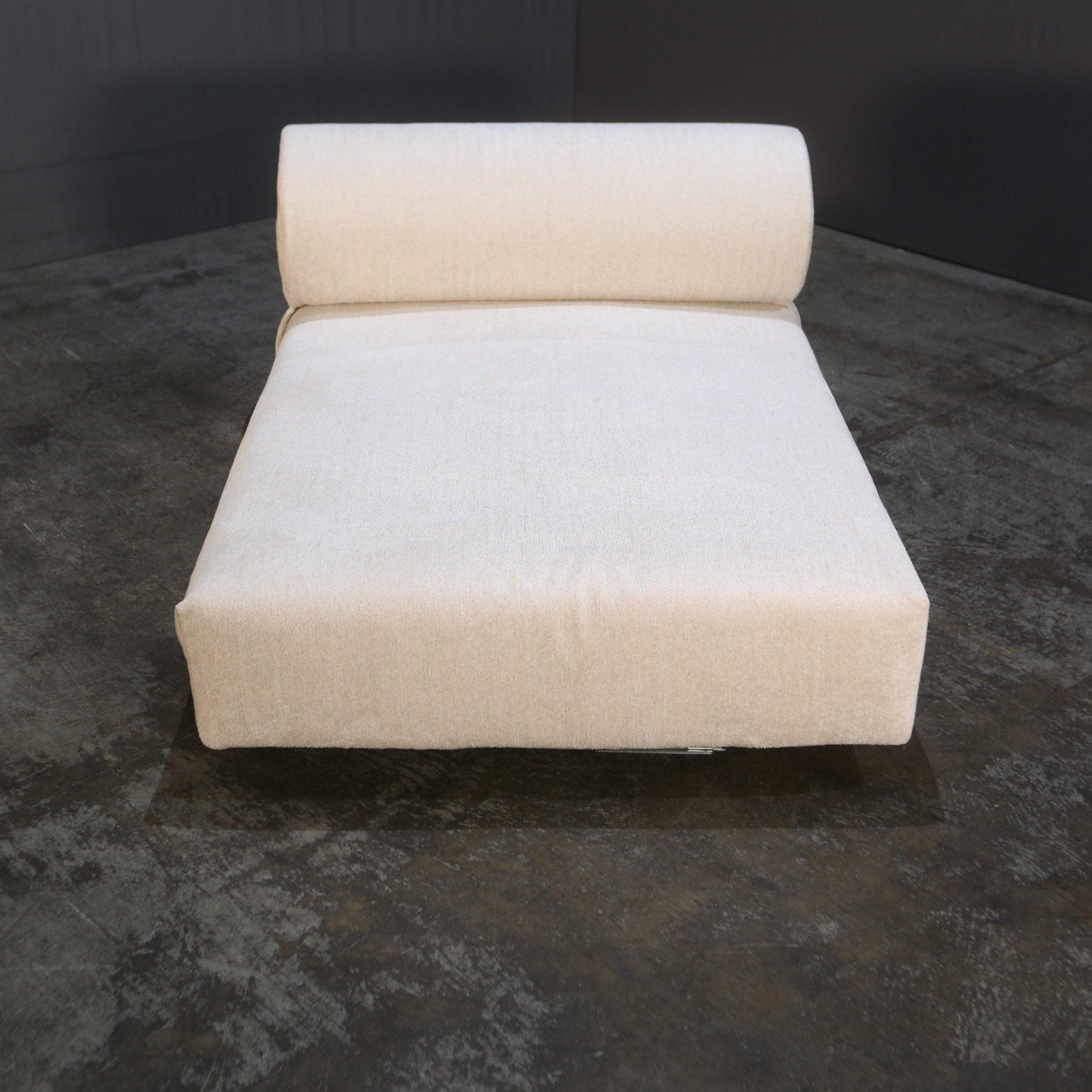 XXI secolo e contemporaneo Moroso Mezze Chaise Longue in vendita