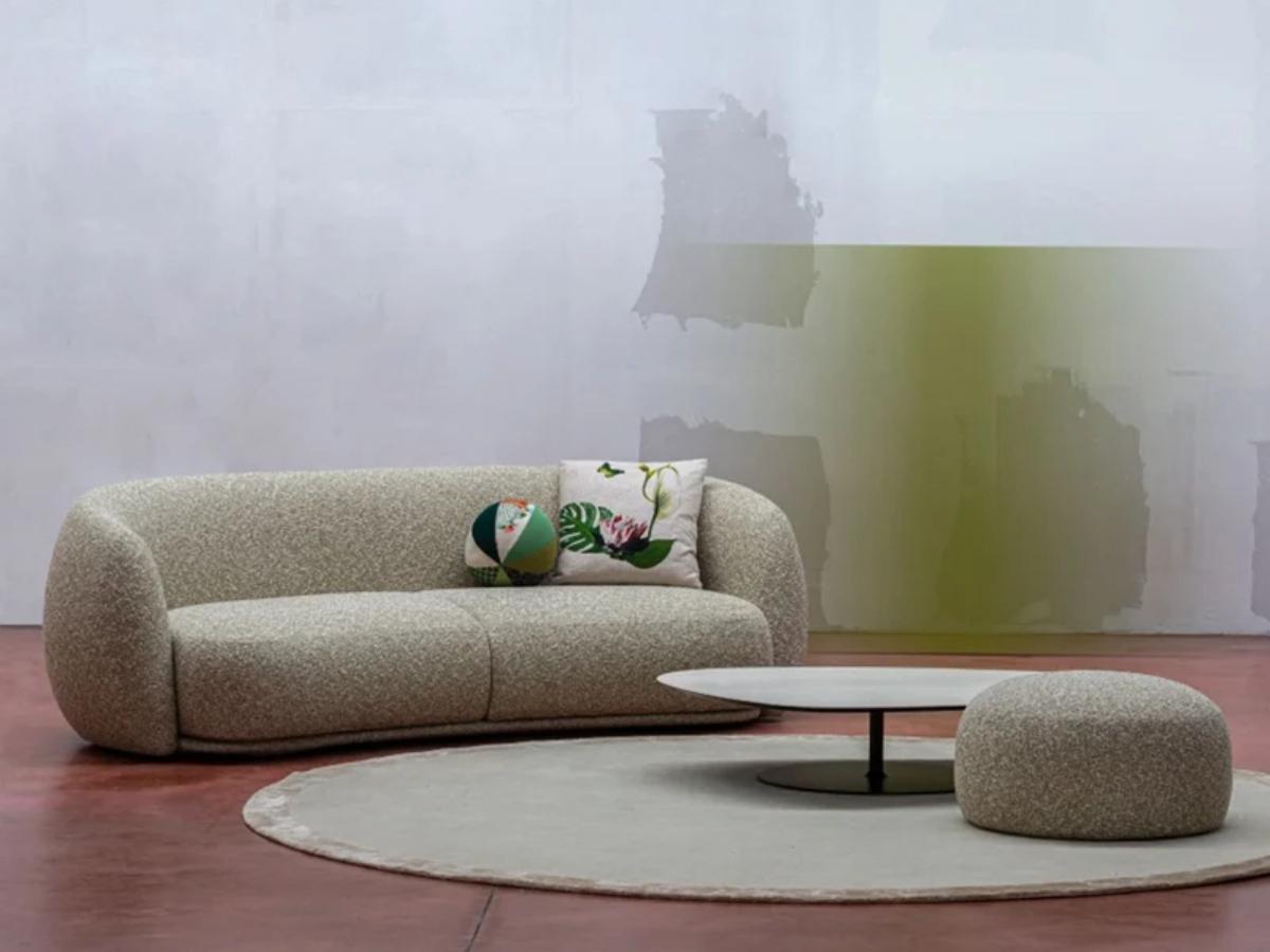 Moderne Canapé 2 places Moroso Pacific en sable par Patricia Urquiola en vente