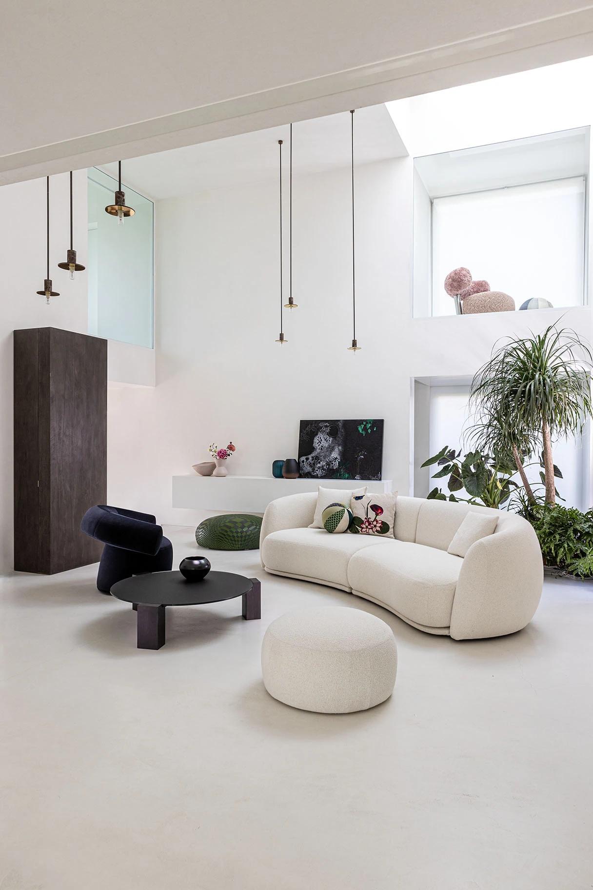 Moroso Pacific 3-Sitzer-Sofa in Weiß sand von Patricia Urquiola im Zustand „Neu“ im Angebot in Brooklyn, NY