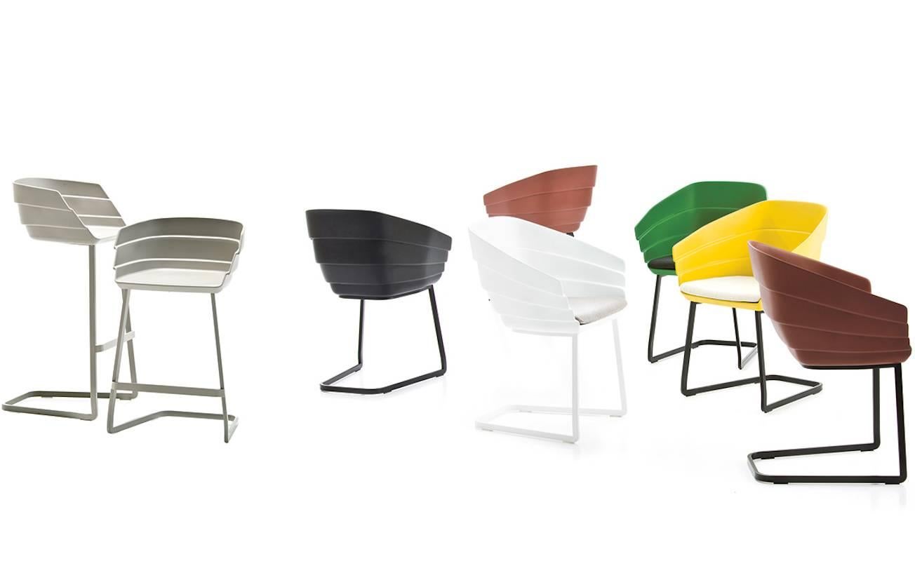 Moroso Rift Counter Stool by Patricia Urquiola in Six Color Options In New Condition For Sale In Rhinebeck, NY