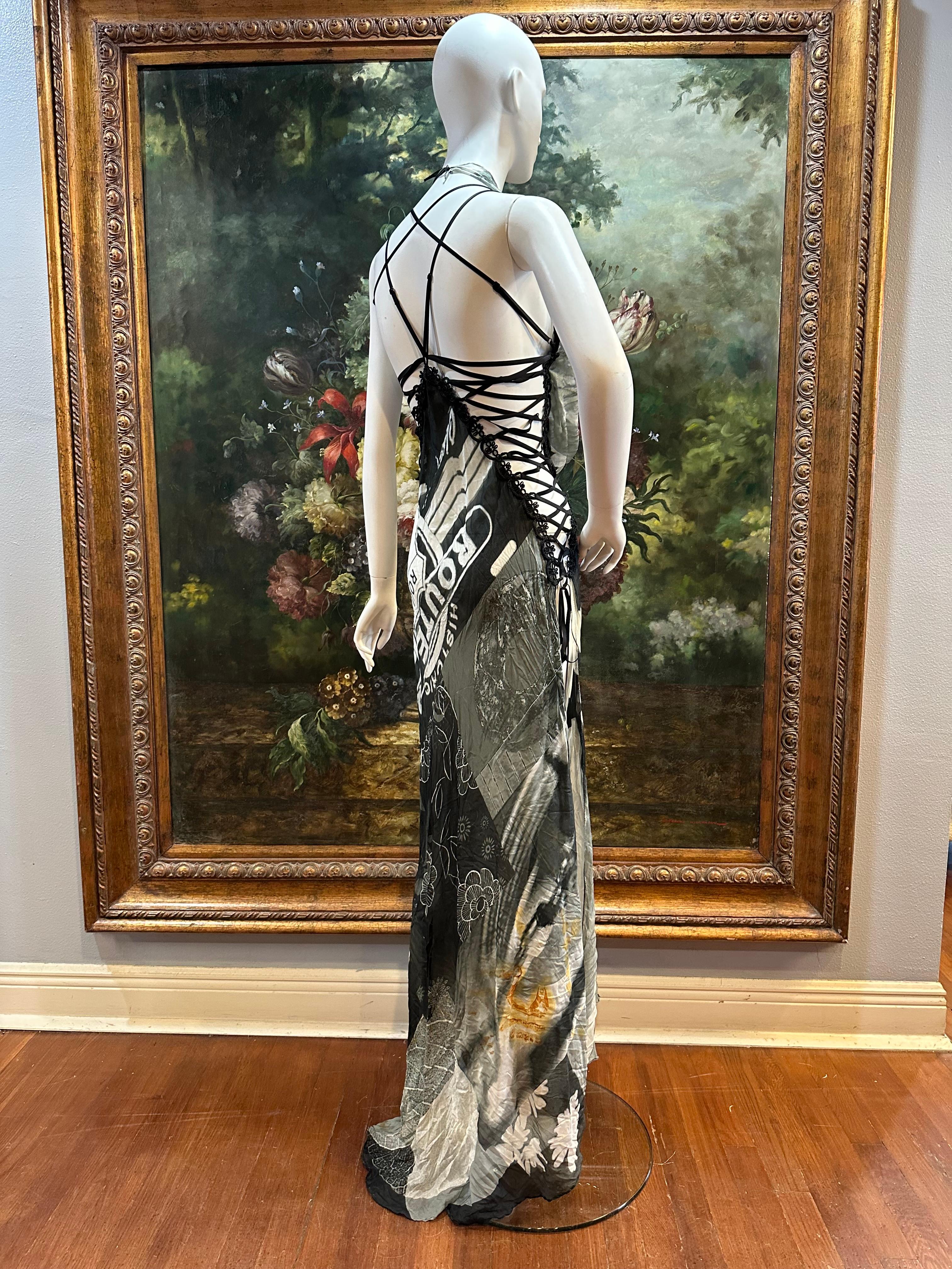 MORPHEW ATELIER Antikes Spitzenkleid aus schwarzer und grauer Seide mit Hurricane-Patina für Damen oder Herren im Angebot