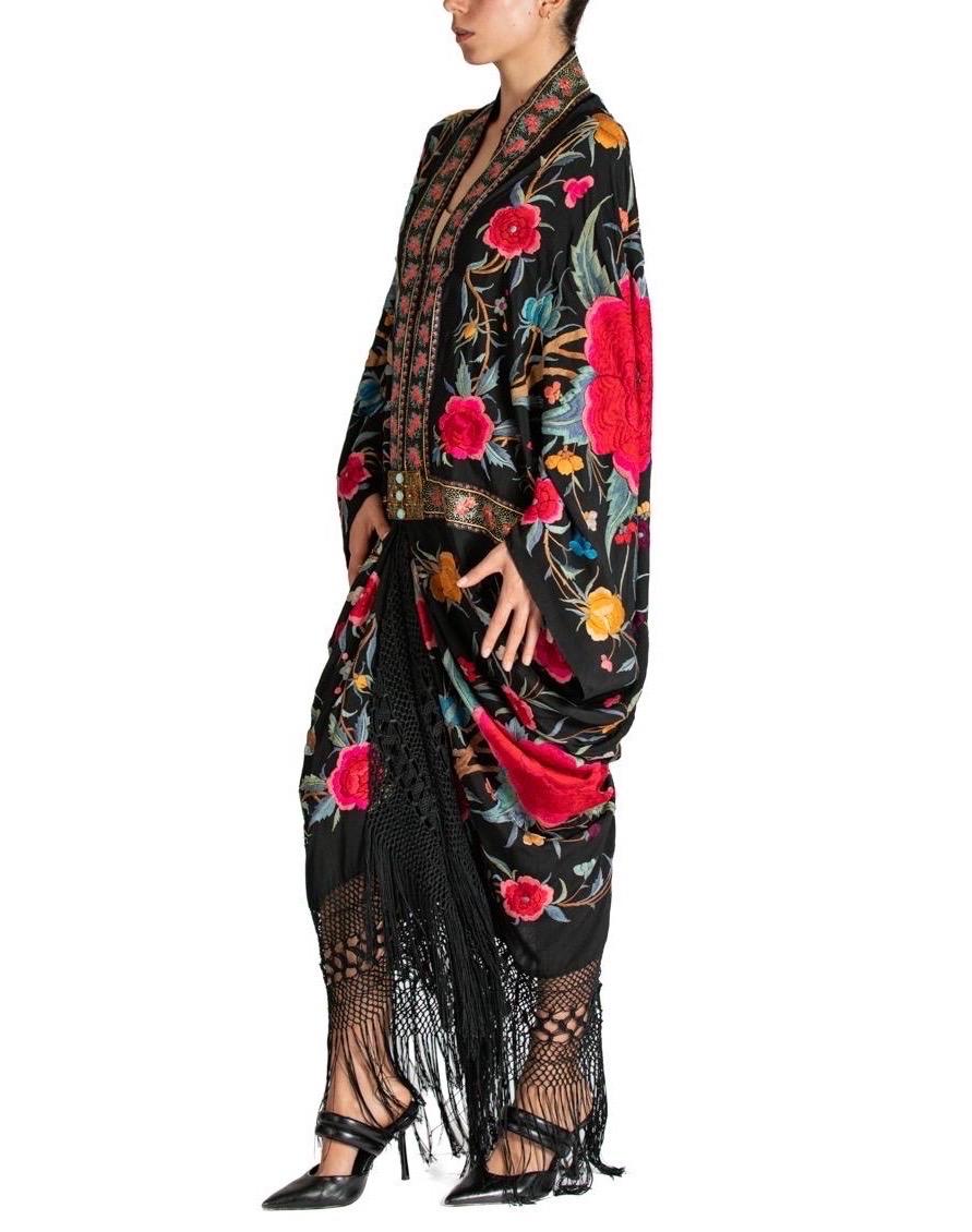 MORPHEW ATELIER Black Multicolored Silk Embroidered Large Floral Hand Cocoon Wi In Excellent Condition For Sale In New York, NY