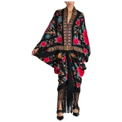 MORPHEW ATELIER Capullo de Seda Negro Multicolor Bordado Floral Grande de Mano Wi