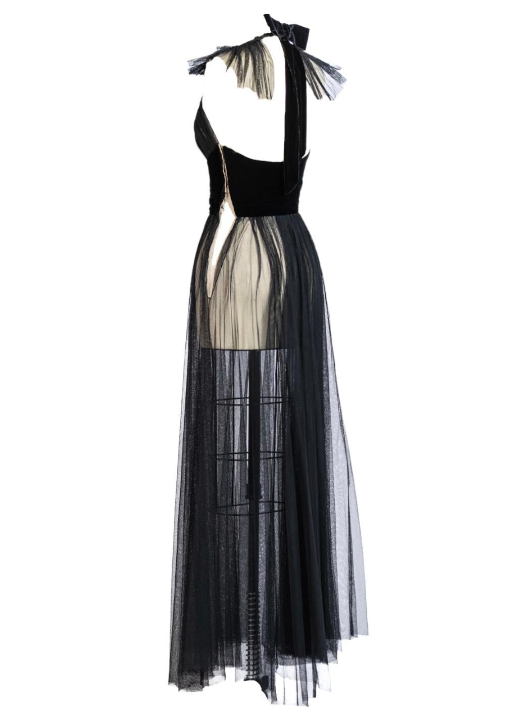 MORPHEW ATELIER Robe en tulle de soie et de rayonne noir avec nœud de taille en velours ancien Neuf - En vente à New York, NY