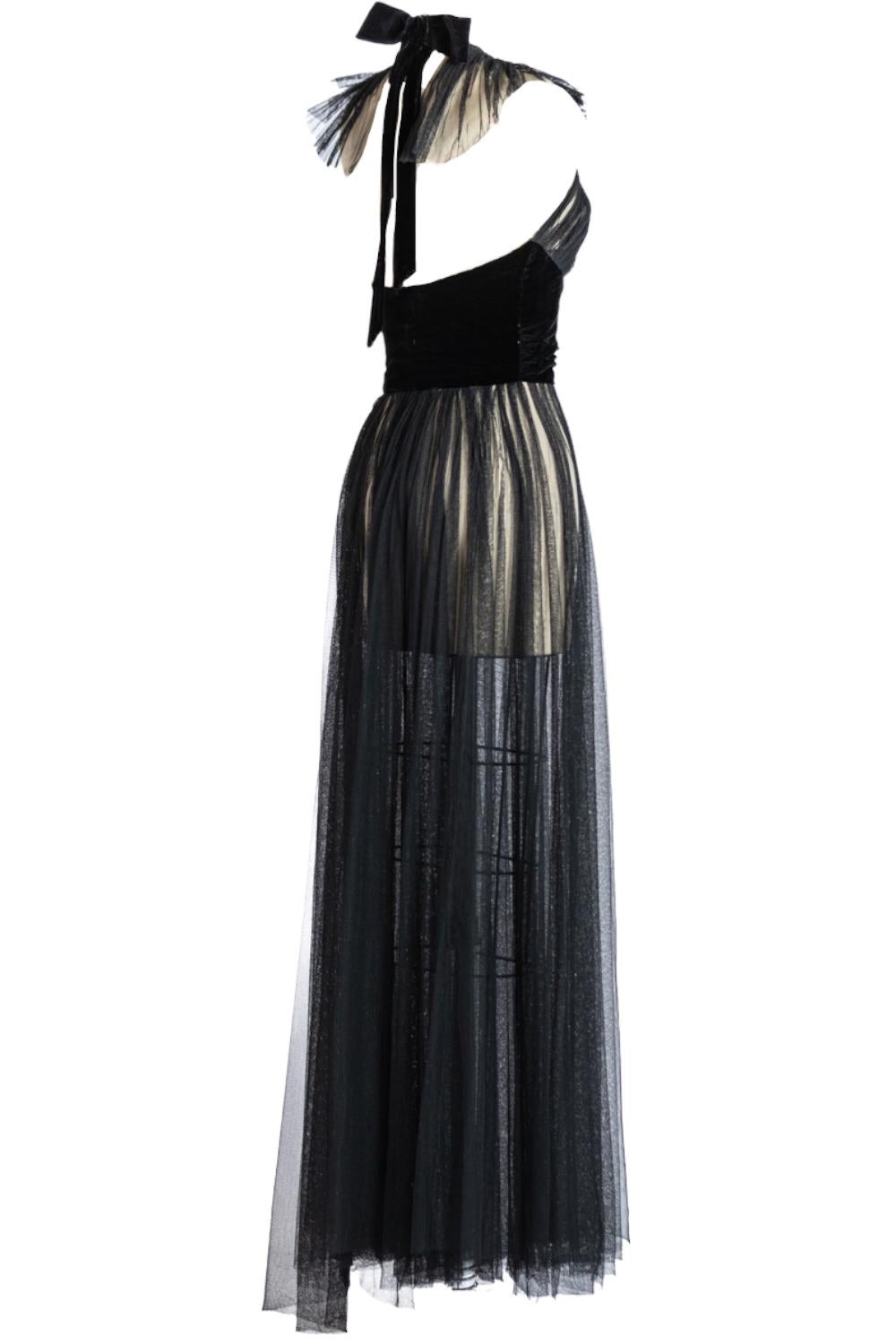 MORPHEW ATELIER Robe en tulle de soie et de rayonne noir avec nœud de taille en velours ancien en vente 2