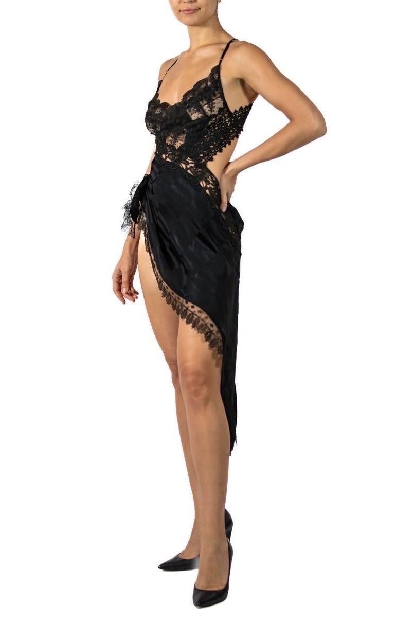 MORPHEW ATELIER Black Victorian Silk Chantilly Lace & ‘40S Rayon Cocktail Dress For Sale 3