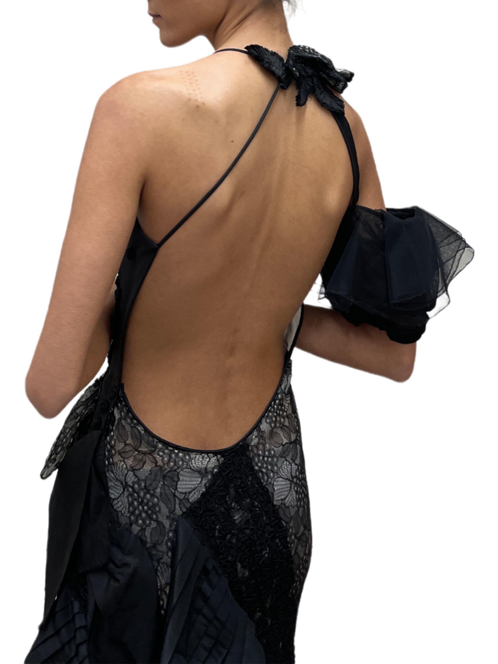 Women's MORPHEW ATELIER Black & White Antique Lace Silk Taffeta Backless Ruffled Gown For Sale