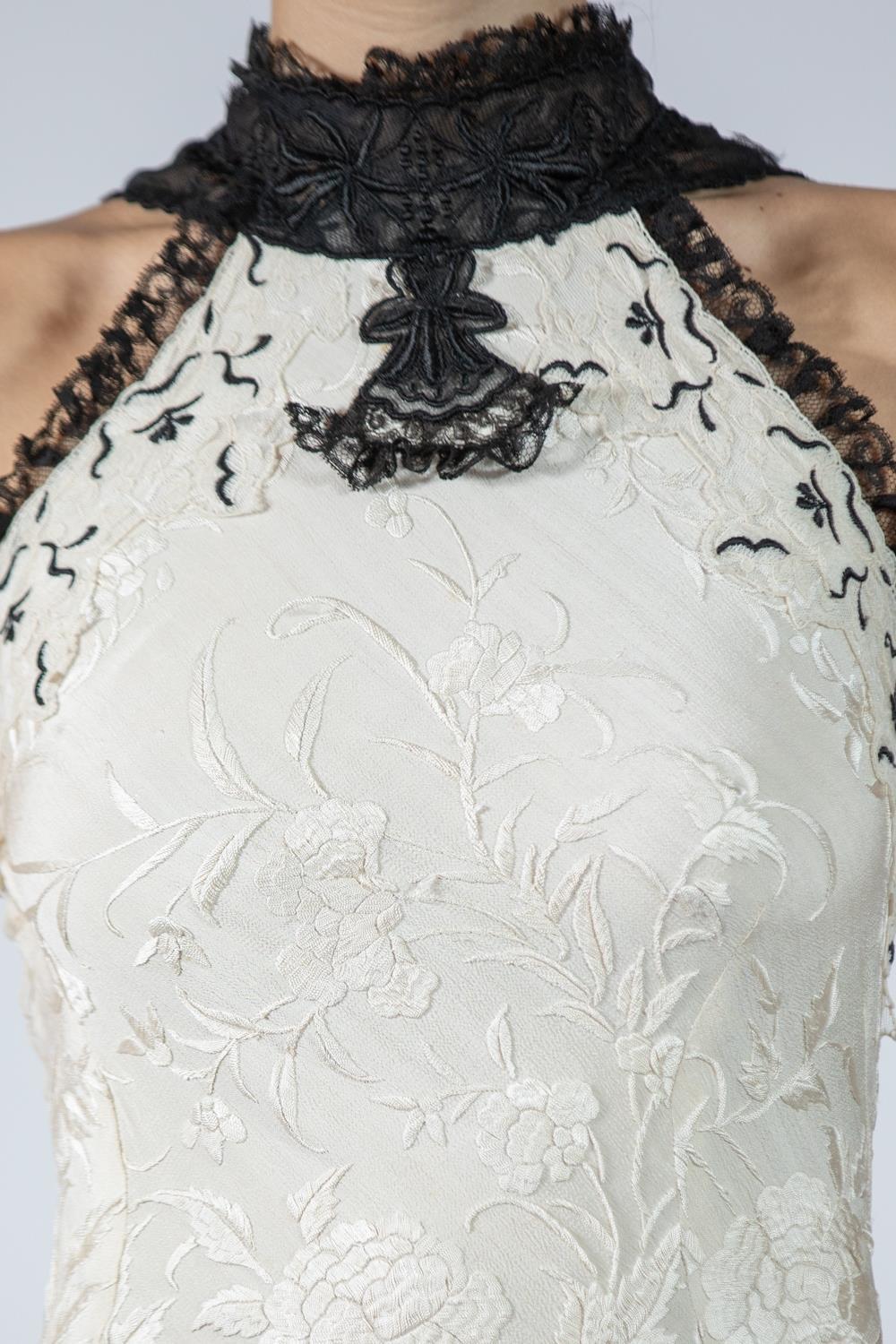 MORPHEW ATELIER Cream & Black Bias Cut Silk Fully Hand Embroidered Gown With Vi For Sale 3