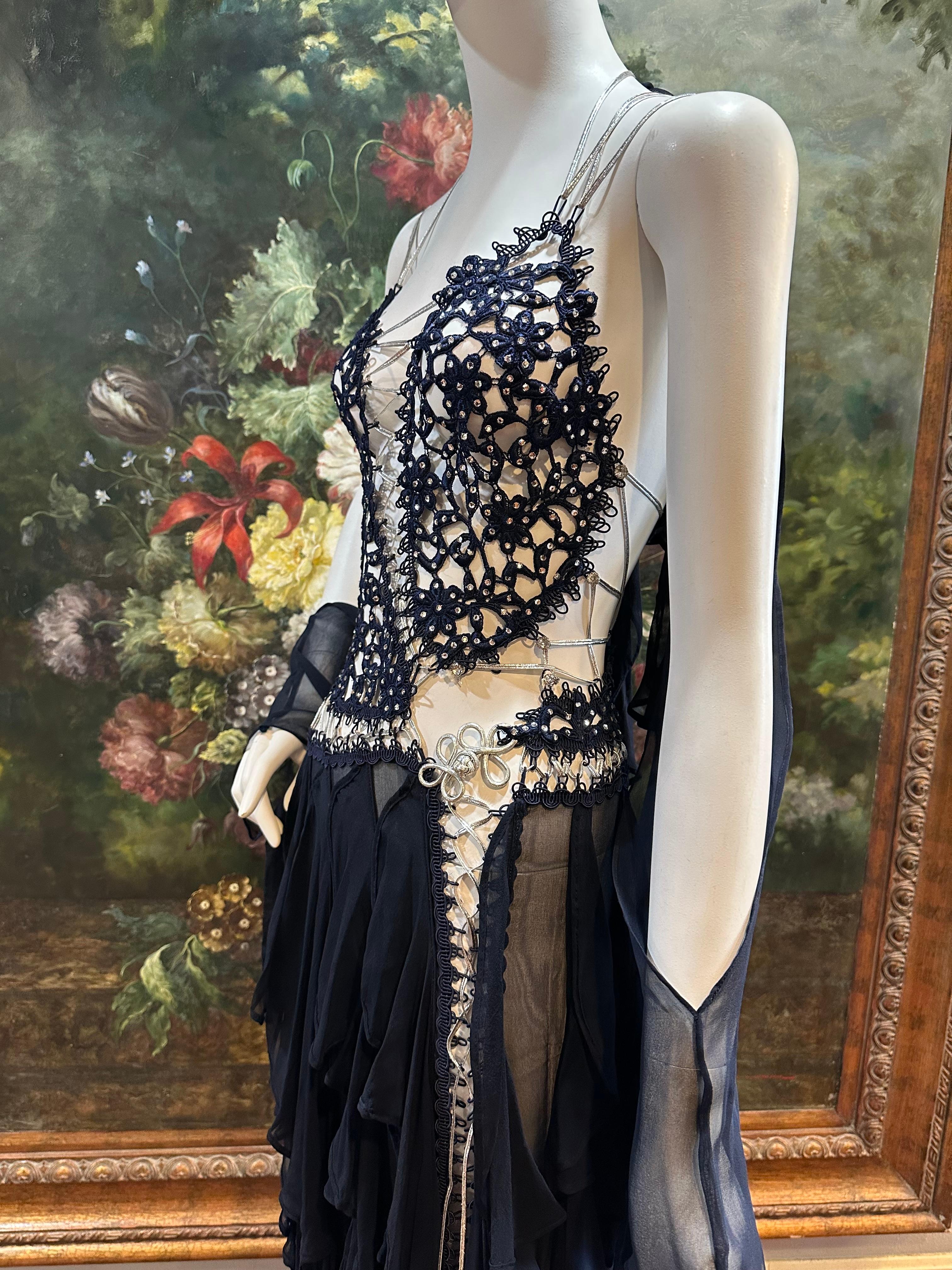 Women's or Men's MORPHEW ATELIER Navy Blue Silk Chiffon & Crystal Beaded Lace Gown Size 4 For Sale