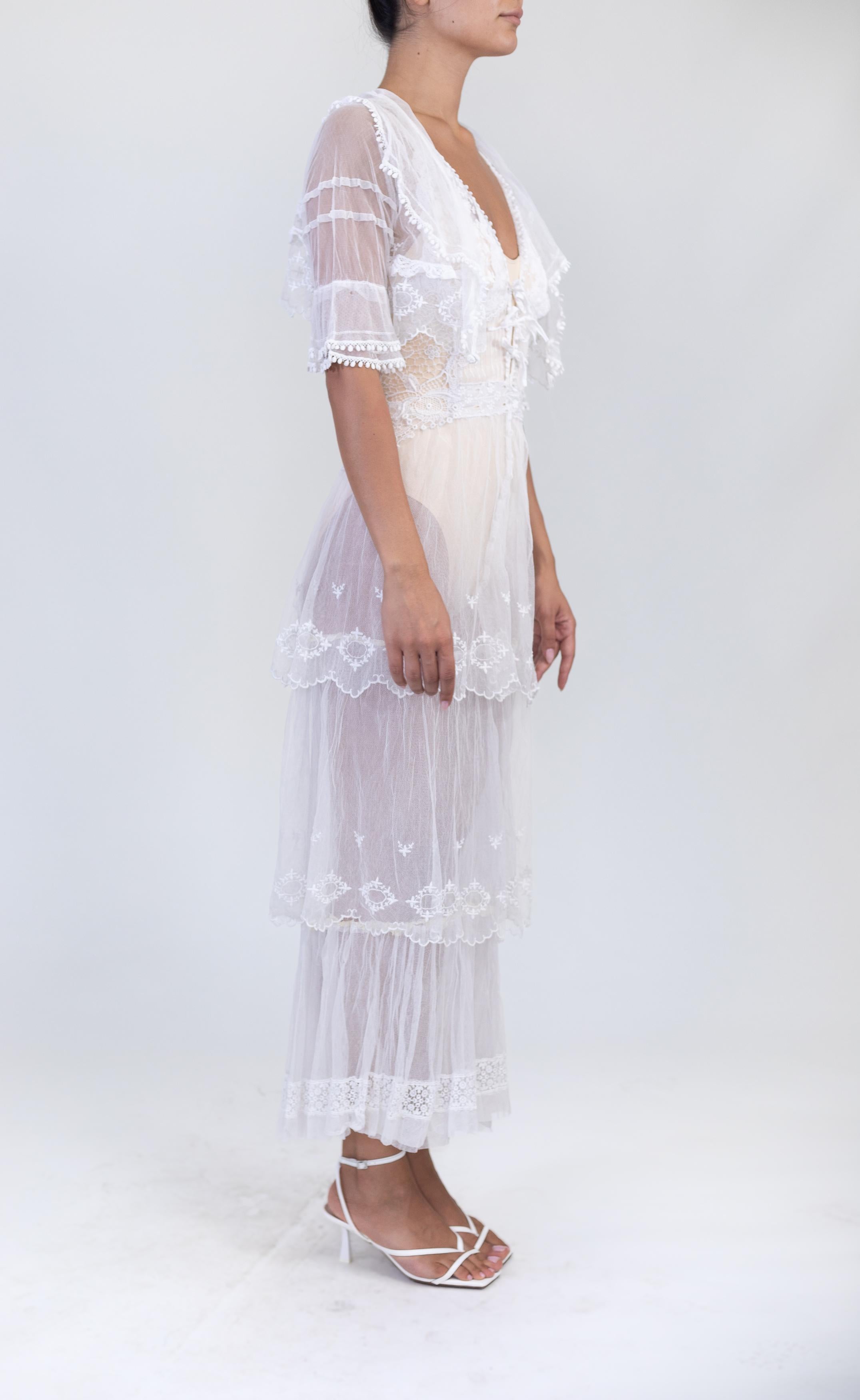 Morphew Atelier Weiß rückenfrei Bio-Baumwolle bestickt Tüll viktorianische Spitze Kleid mit Jacke