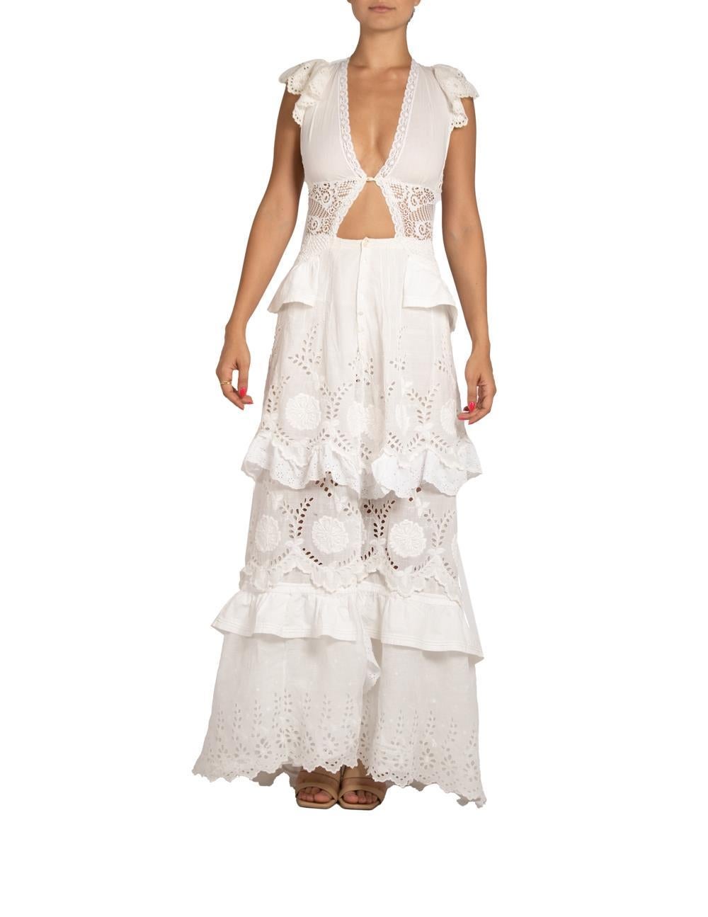 MORPHEW ATELIER White Handmade Lace  Gown In Excellent Condition For Sale In New York, NY