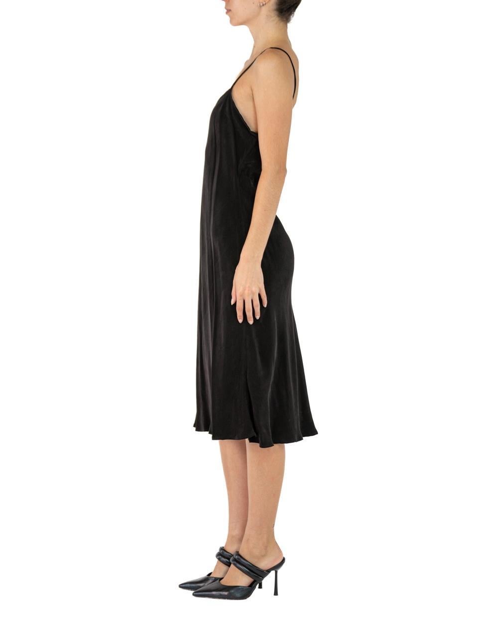 Morphew Collection Black Cold Rayon Bias Maxi Slip Dress Master Medium
MORPHEW COLLECTION is made entirely by hand in our NYC Ateliér of rare antique materials sourced from around the globe. Our sustainable vintage materials represent over a century