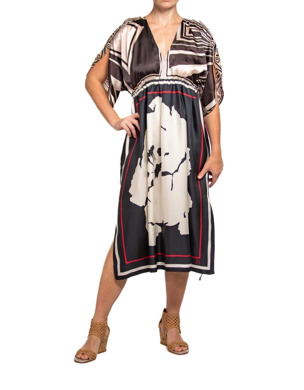 MORPHEW COLLECTION Black & White Geometric Silk Virgo Empire Waist Dress Made F For Sale 3