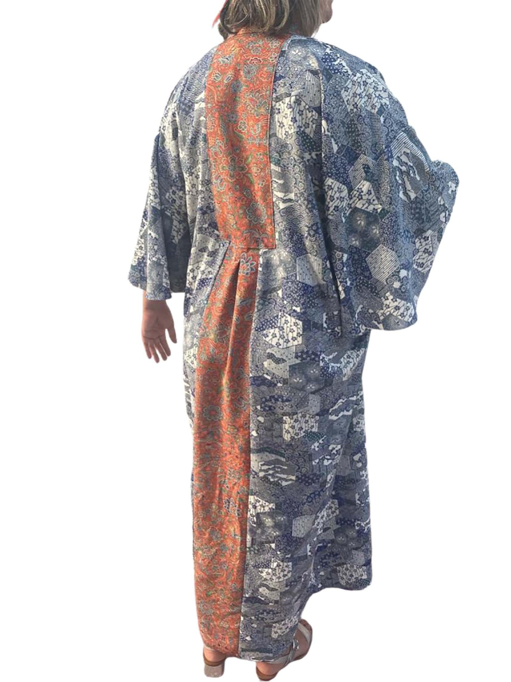 Morphew Collection Blue And White Japanese Kimono Silk Tile Print Kaftan With T In Excellent Condition For Sale In New York, NY