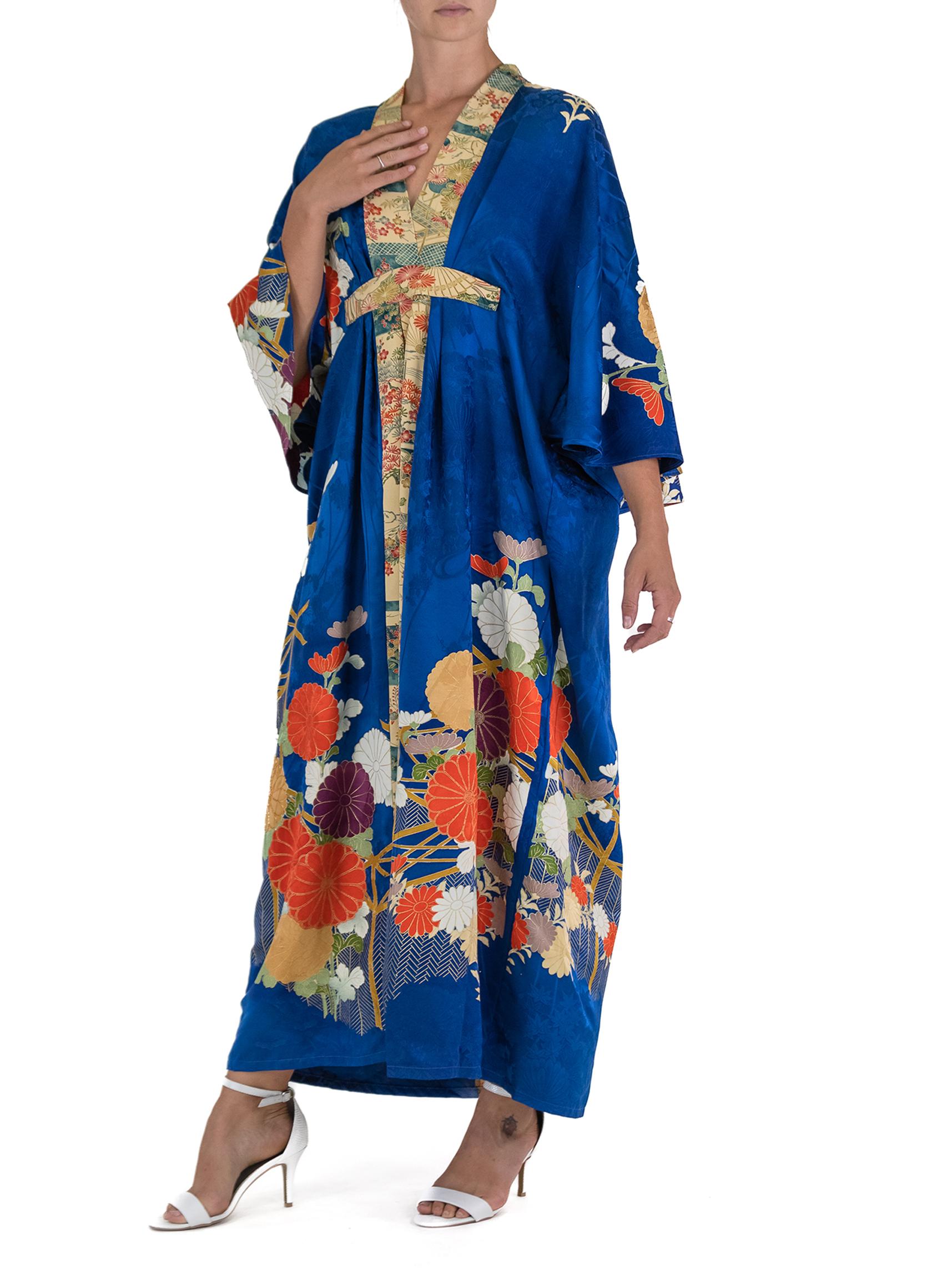Morphew Collection Blue Yellow Garden Scene Trim Silk Kaftan In Excellent Condition In New York, NY