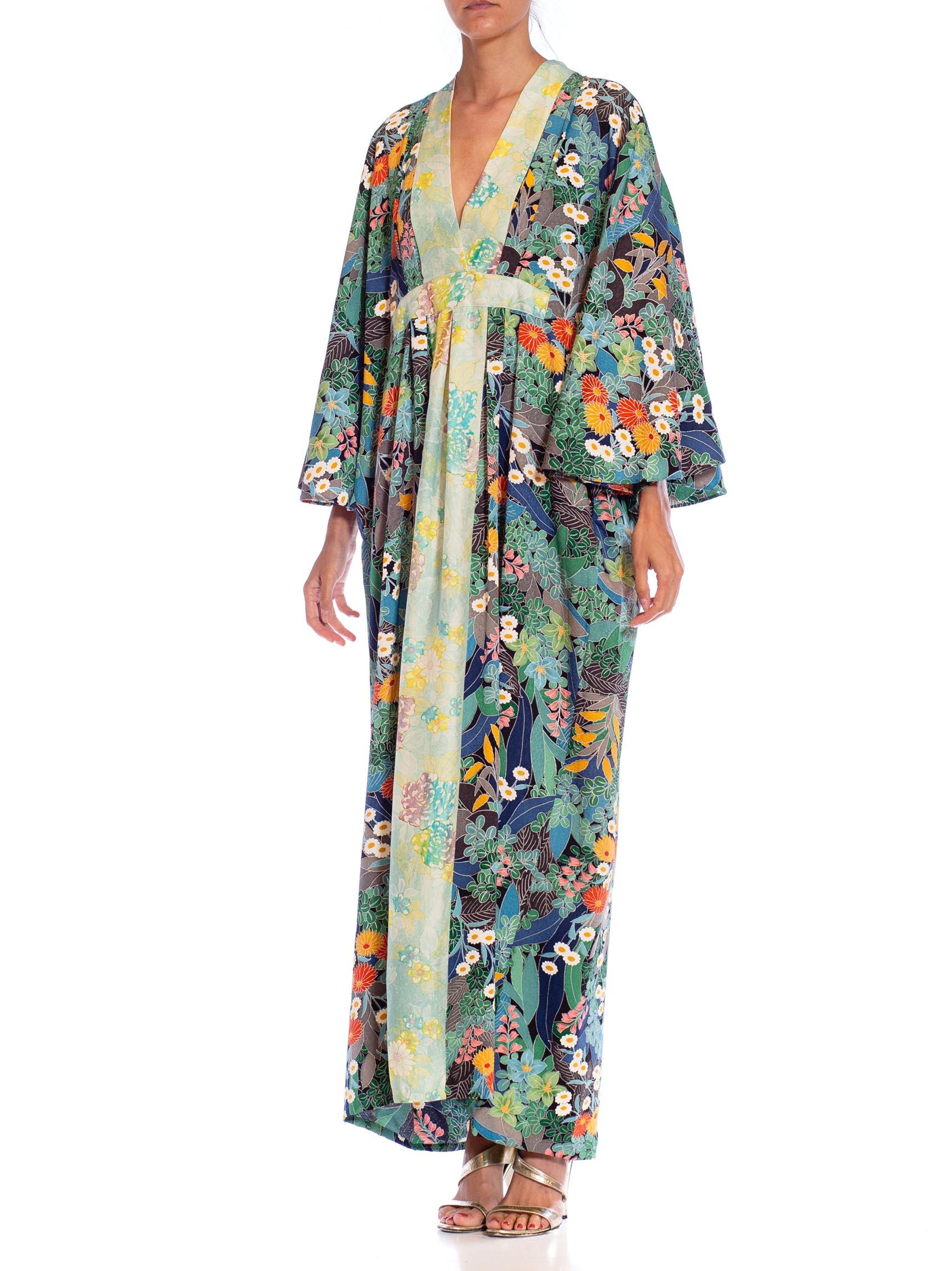 MORPHEW COLLECTION Bluenavy Blue Japanese Kimono Silk Floral Pattern Kaftan Lig In Excellent Condition For Sale In New York, NY