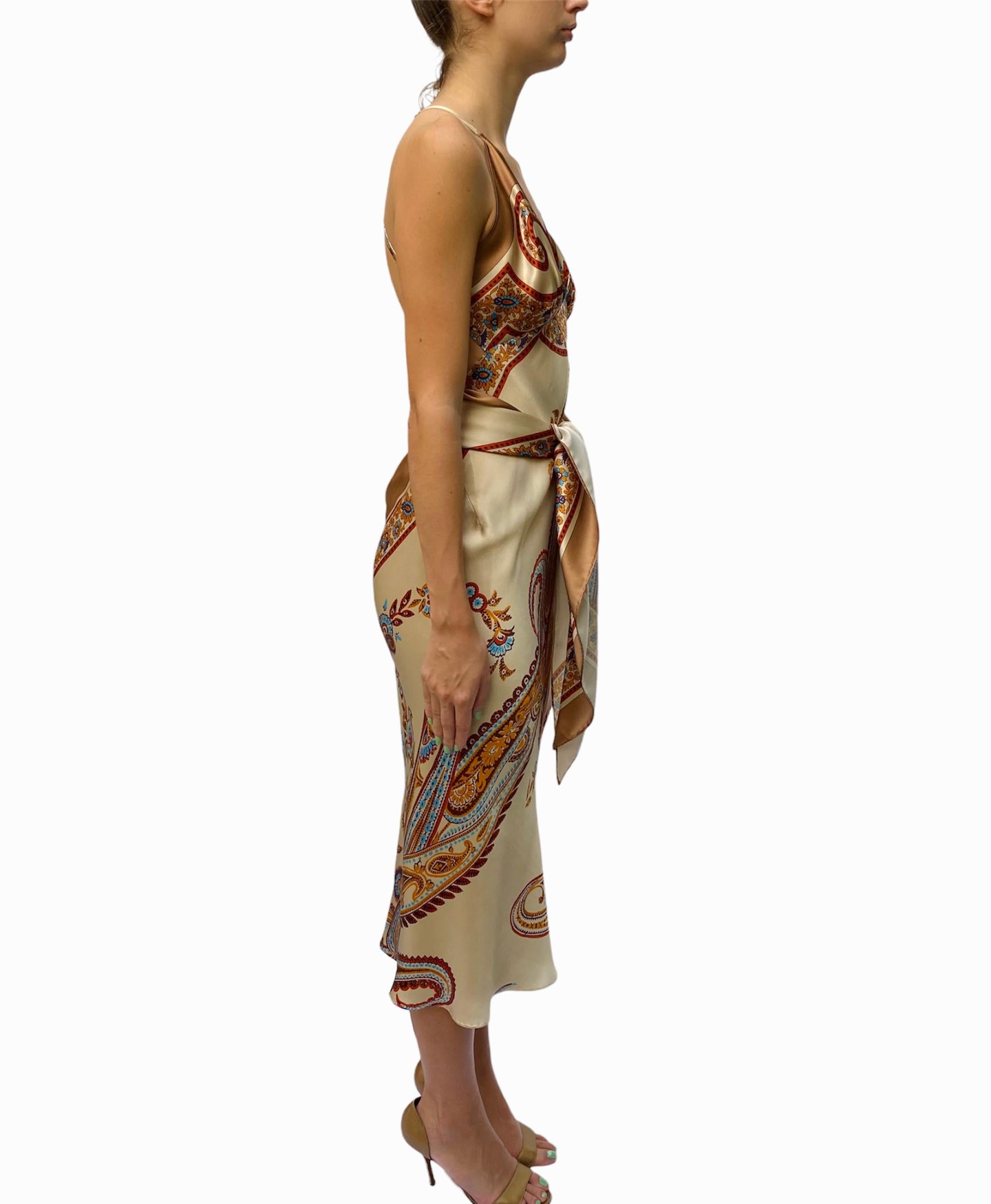 Morphew Collection Cream & Orange Silk Twill Paisley Print Scarf Dress Made Fro For Sale 3