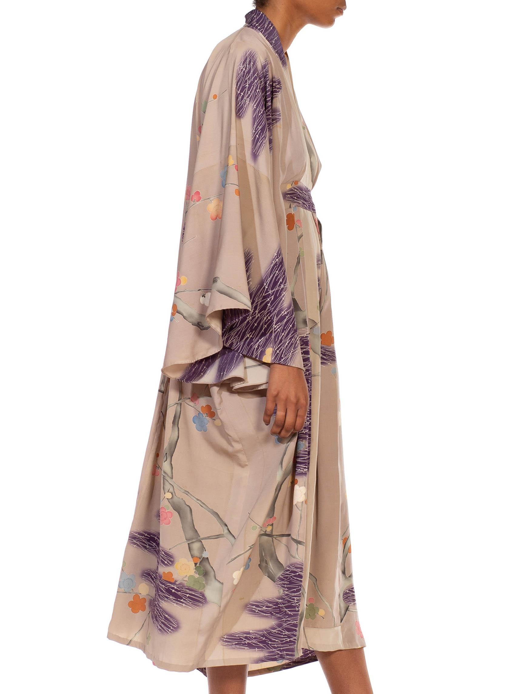 MORPHEW COLLECTION Dusty Purple Silk Hand Painted Kaftan Made From 1950’S Japanese Kimono
MORPHEW COLLECTION is made entirely by hand in our NYC Ateliér of rare antique materials sourced from around the globe. Our sustainable vintage materials