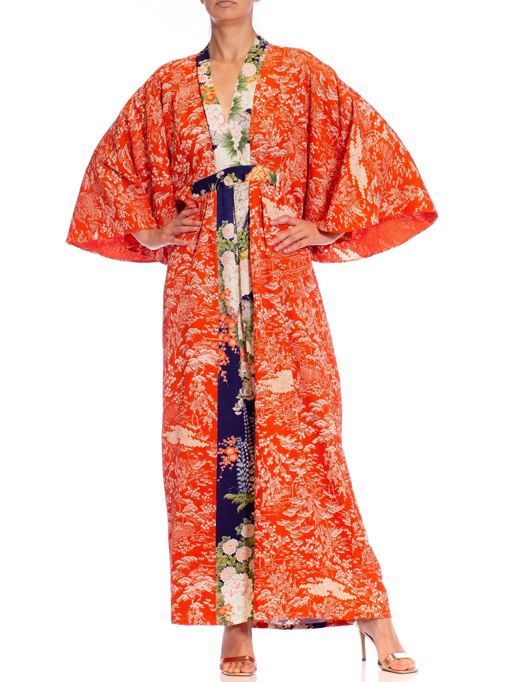 COLLECTION MORPHEW Caftan en soie de kimono japonais orange doré et bleu Excellent état - En vente à New York, NY