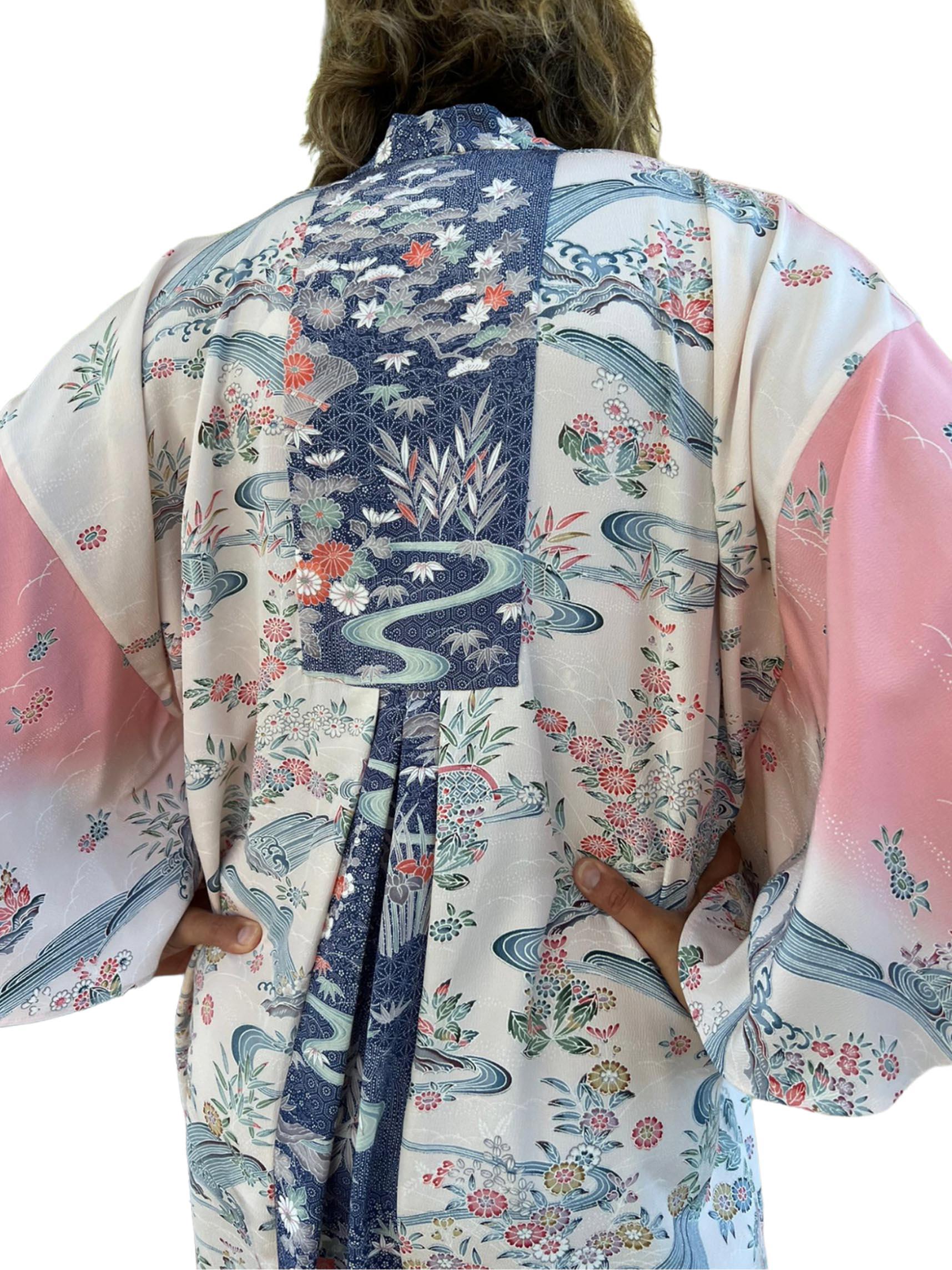 Morphew Collection Light Pink & Blue Japanese Kimono Silk Waves Florial Kaftan For Sale 4