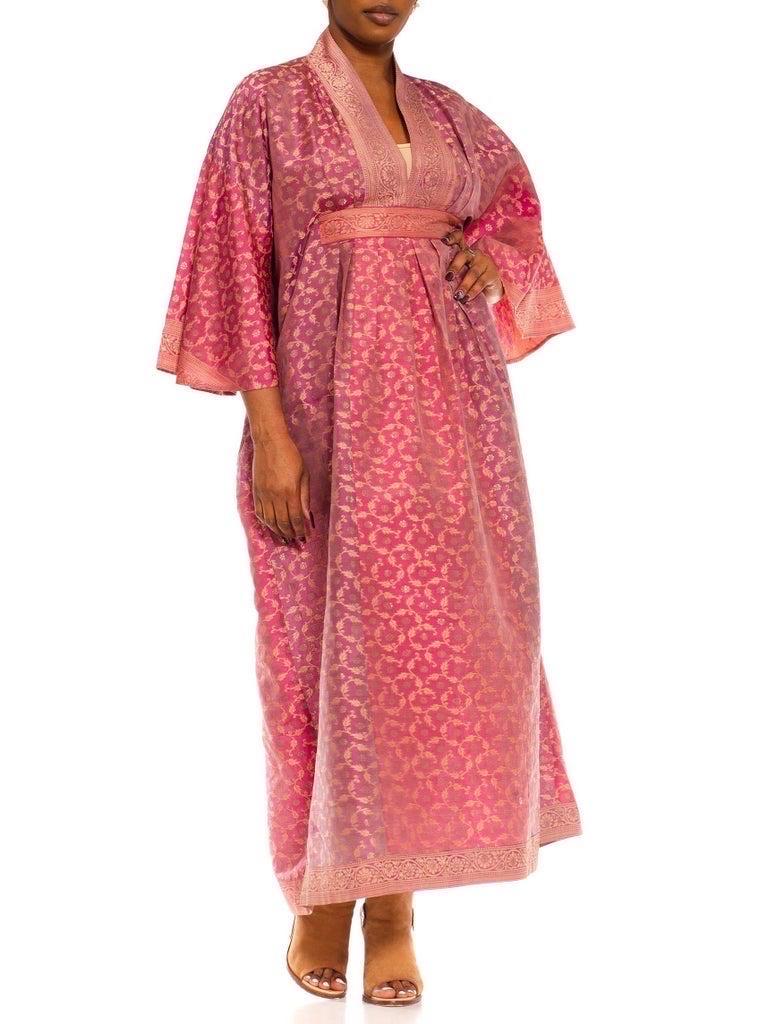 MORPHEW COLLECTION Lilac & Peach Silk Checkered Kaftan Made From Vintage Sari
MORPHEW COLLECTION is made entirely by hand in our NYC Ateliér of rare antique materials sourced from around the globe. Our sustainable vintage materials represent over a