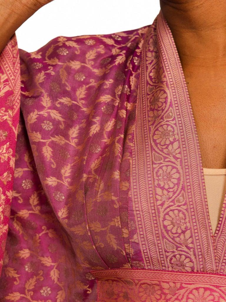 MORPHEW COLLECTION Flieder & Pfirsichfarbener karierter Seidenkaftan aus Sari aus Vintage Sari im Angebot 5
