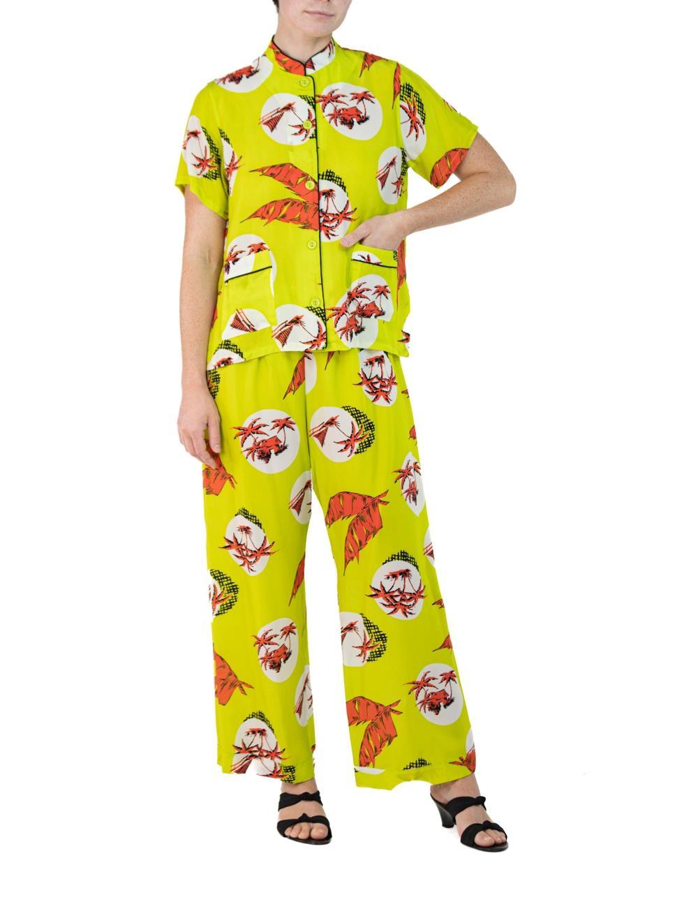 Morphew Kollektion Neon Grün & Orange Rayon Hawaiian Print Pajamas Master Groß im Angebot 1