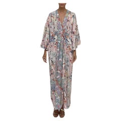 COLLECTION MORPHEW Caftan à fleurs en soie de kimono japonais rose et violet pastel