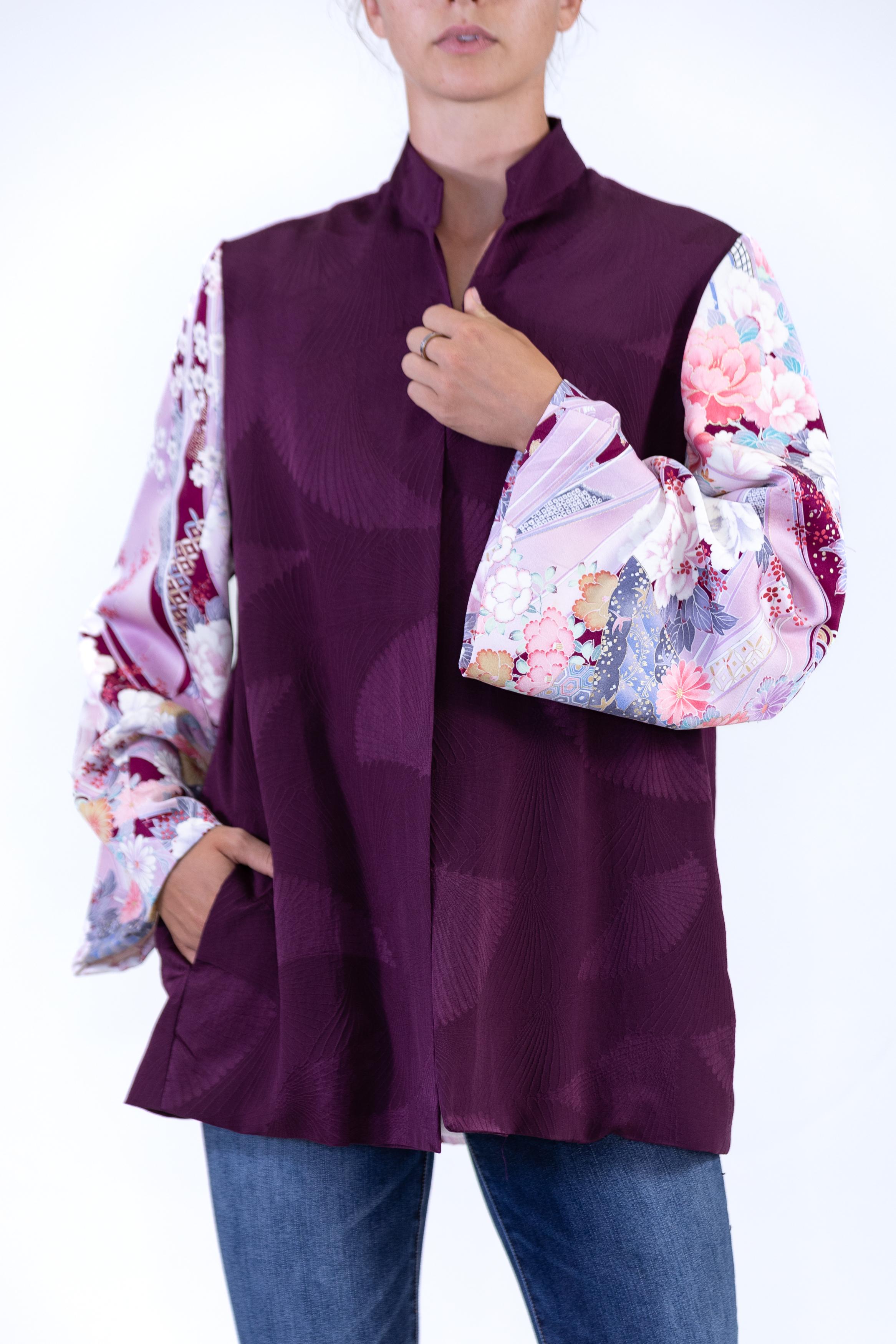Morphew Collection Purple Floral Print Japanese Kimono Silk Jacket For Sale 5